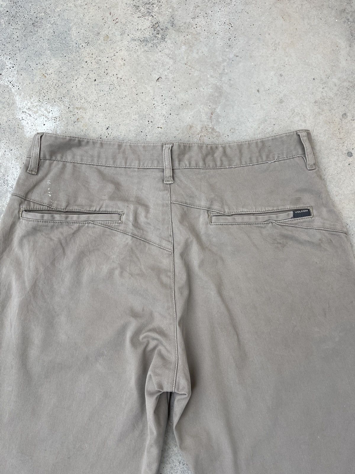 Volcom Vintage Volcom Shorts Pants Size US 33 - 4 Thumbnail