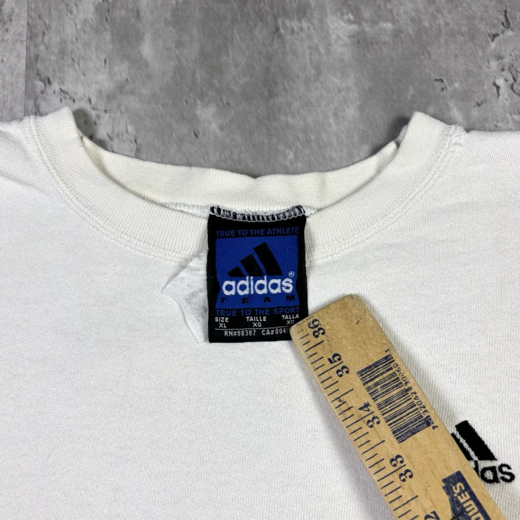 Adidas VINTAGE Adidas Embroidered Sweatshirt White XL 90s Men Pullover Cotton Fleece Embroidered Blue Door: 90s, Adidas Originals, Sweatshirt, Mens Size US XL / EU 56 / 4 - 3 Thumbnail