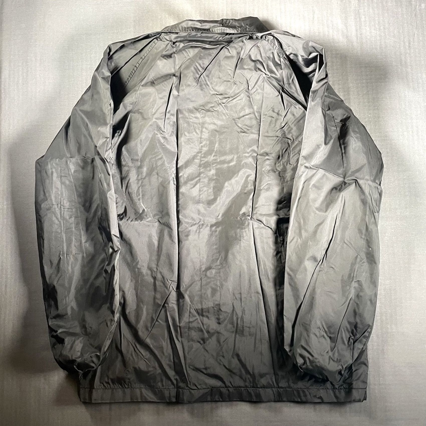 Vintage VINTAGE Independent Trucks Windbreaker Mens L Black Nylon Softshell Snap Coach's Jacket Size US L / EU 52-54 / 3 - 7 Thumbnail