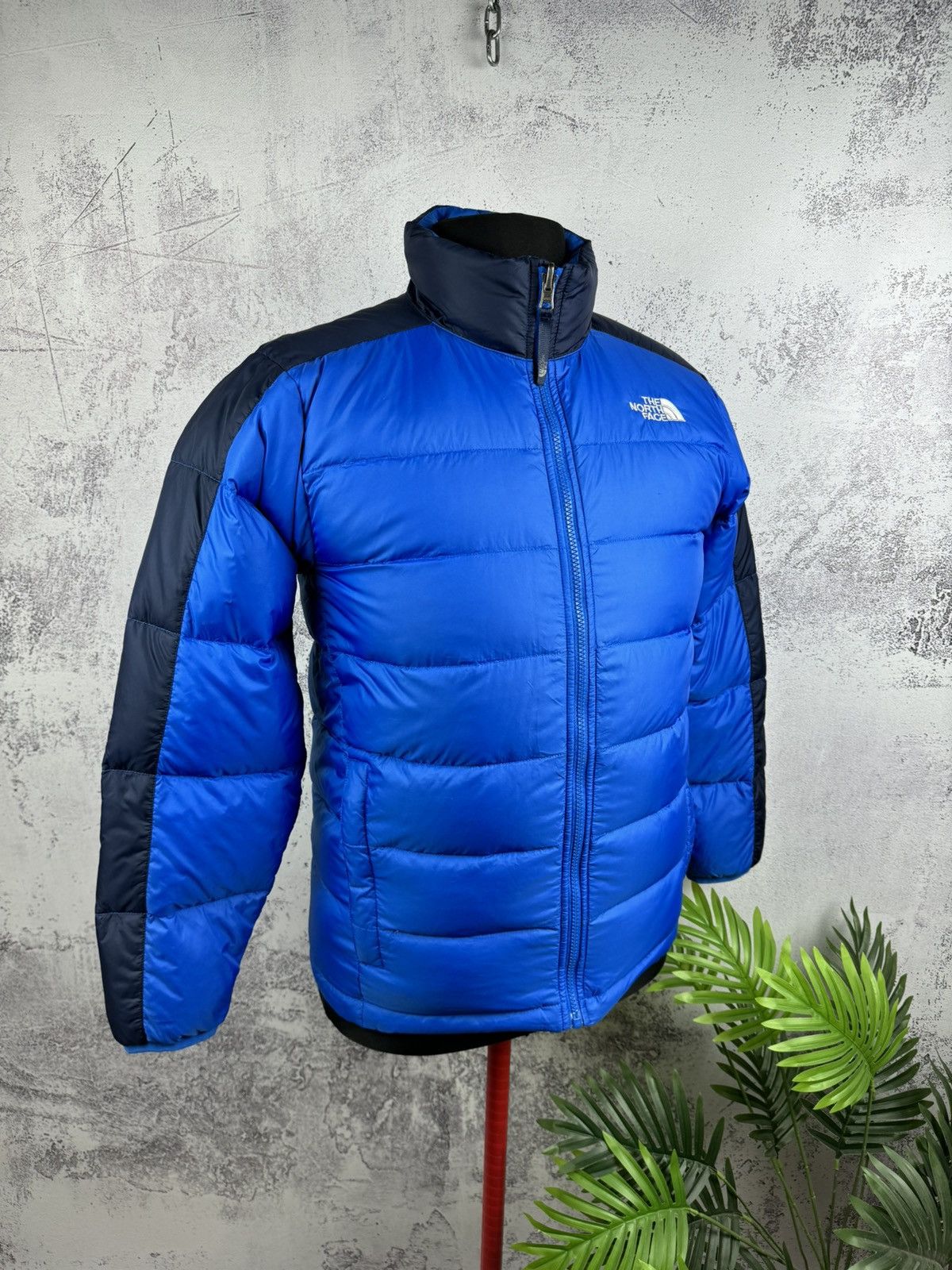 The North Face THE NORTH FACE 550 DOWN JACKET Y2K OUTDOOR STYLE SIZE S-M Size US S / EU 44-46 / 1 - 4 Thumbnail