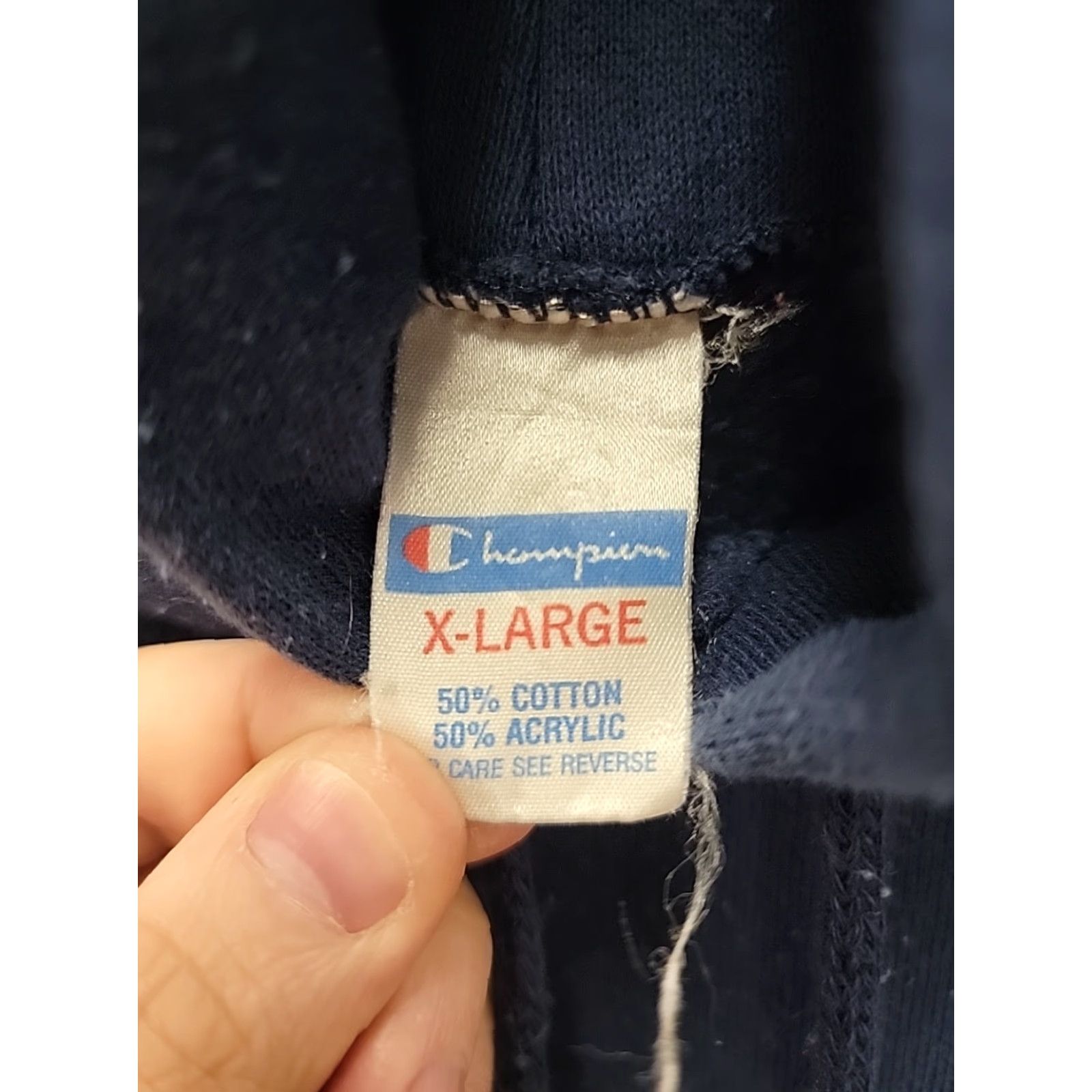 Champion VINTAGE Champion Hoodie Mens XL Blue 90s Lightweight Pullover Logo Cotton Acrylic Short Cracked Piling Shrunk Fall Winter Spring Size US XL / EU 56 / 4 - 2 Thumbnail