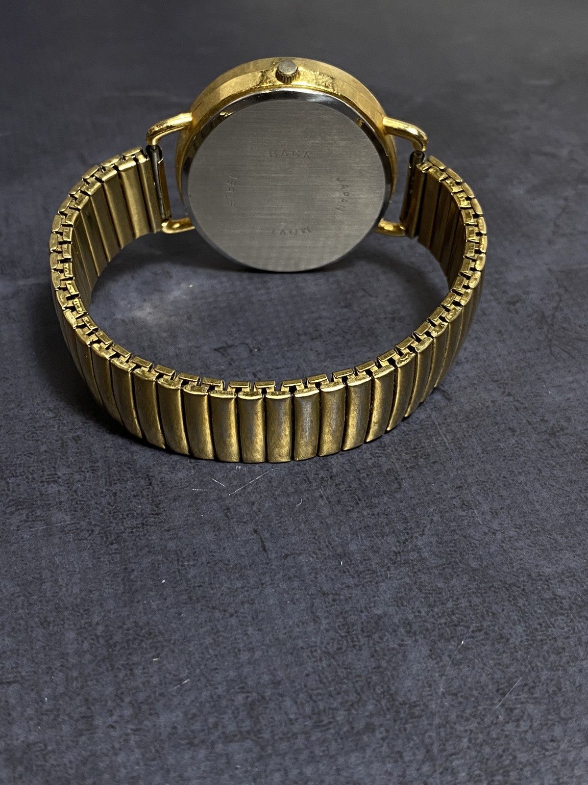 Japanese Brand Romano Gold Quartz Watch | Vintage Design Size ONE SIZE - 5 Thumbnail