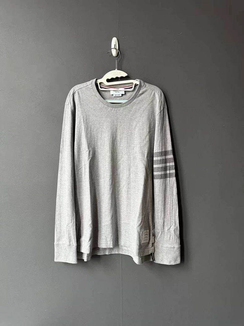 Thom Browne Thom Browne Gray sleeve-tied long sleeves Size US S / EU 44-46 / 1 - 1 Thumbnail