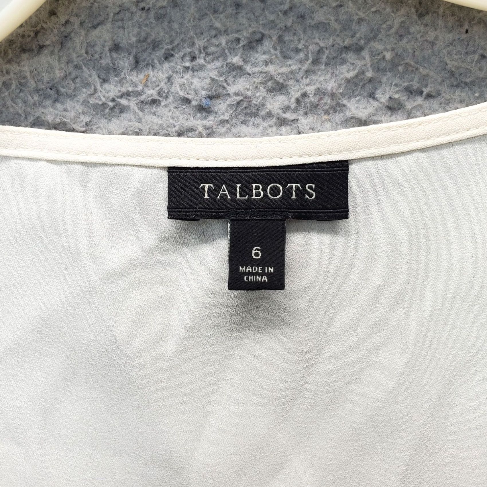 Talbots Talbots Tank Top Womens 6 Tan Pleated Sleeveless Round Neck Slit Pintuck Size M / US 6-8 / IT 42-44 - 5 Thumbnail