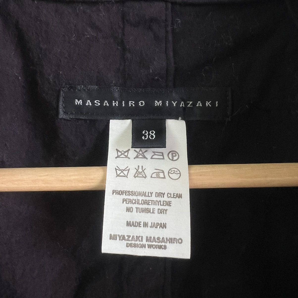 Designer × Japanese Brand MASAHIRO MIYAZAKI BUTTONS COATS Size S / US 4 / IT 40 - 7 Thumbnail