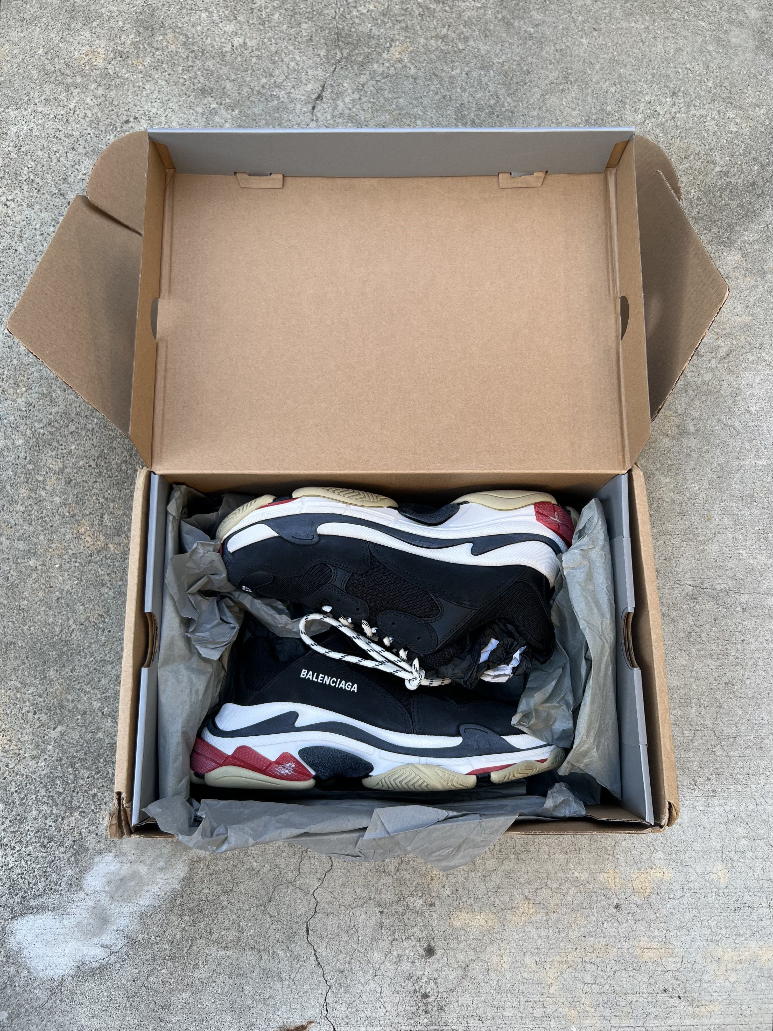 Balencaiga Triple S