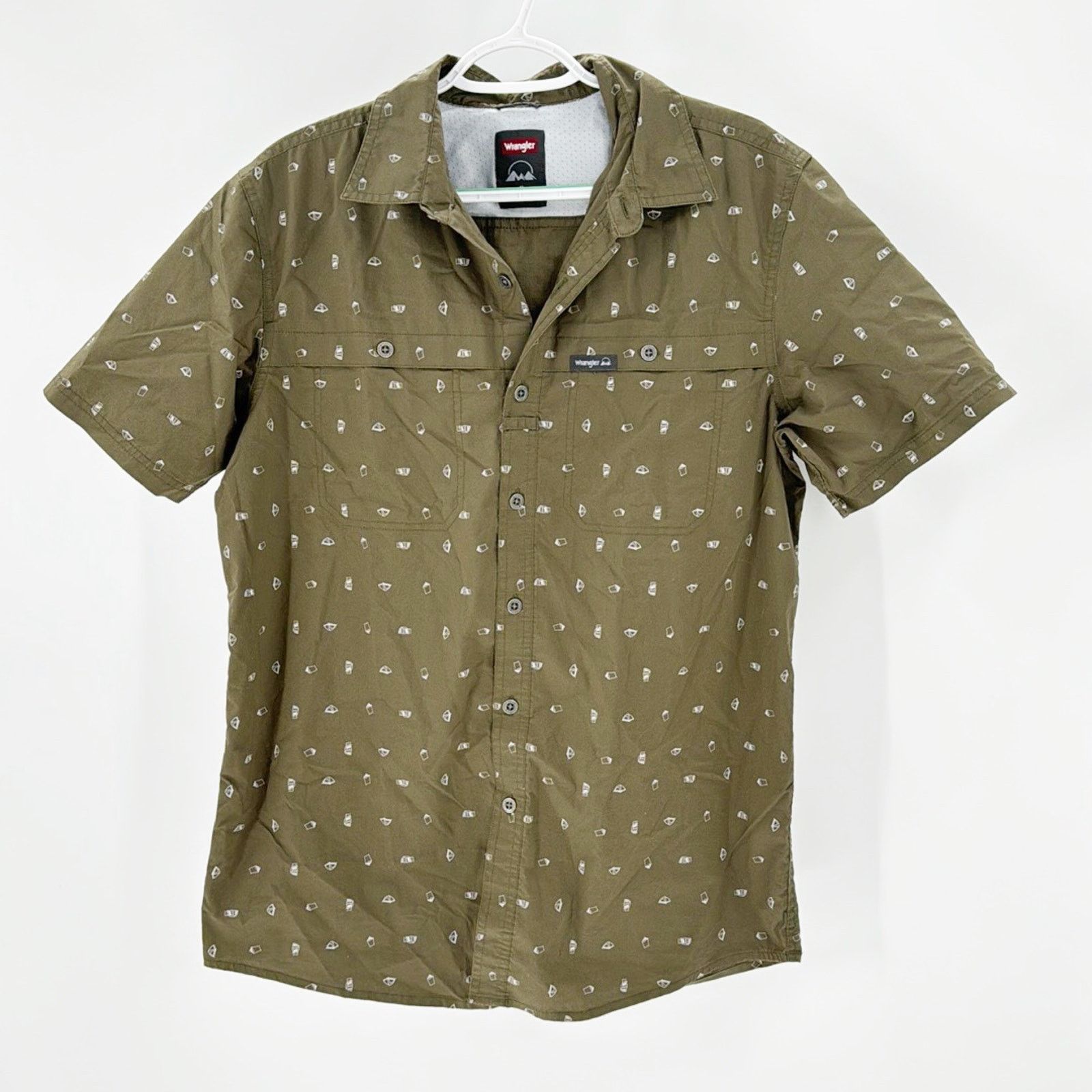 Wrangler Wrangler men’s camping novelty print olive green button down Size US M / EU 48-50 / 2 - 1 Thumbnail