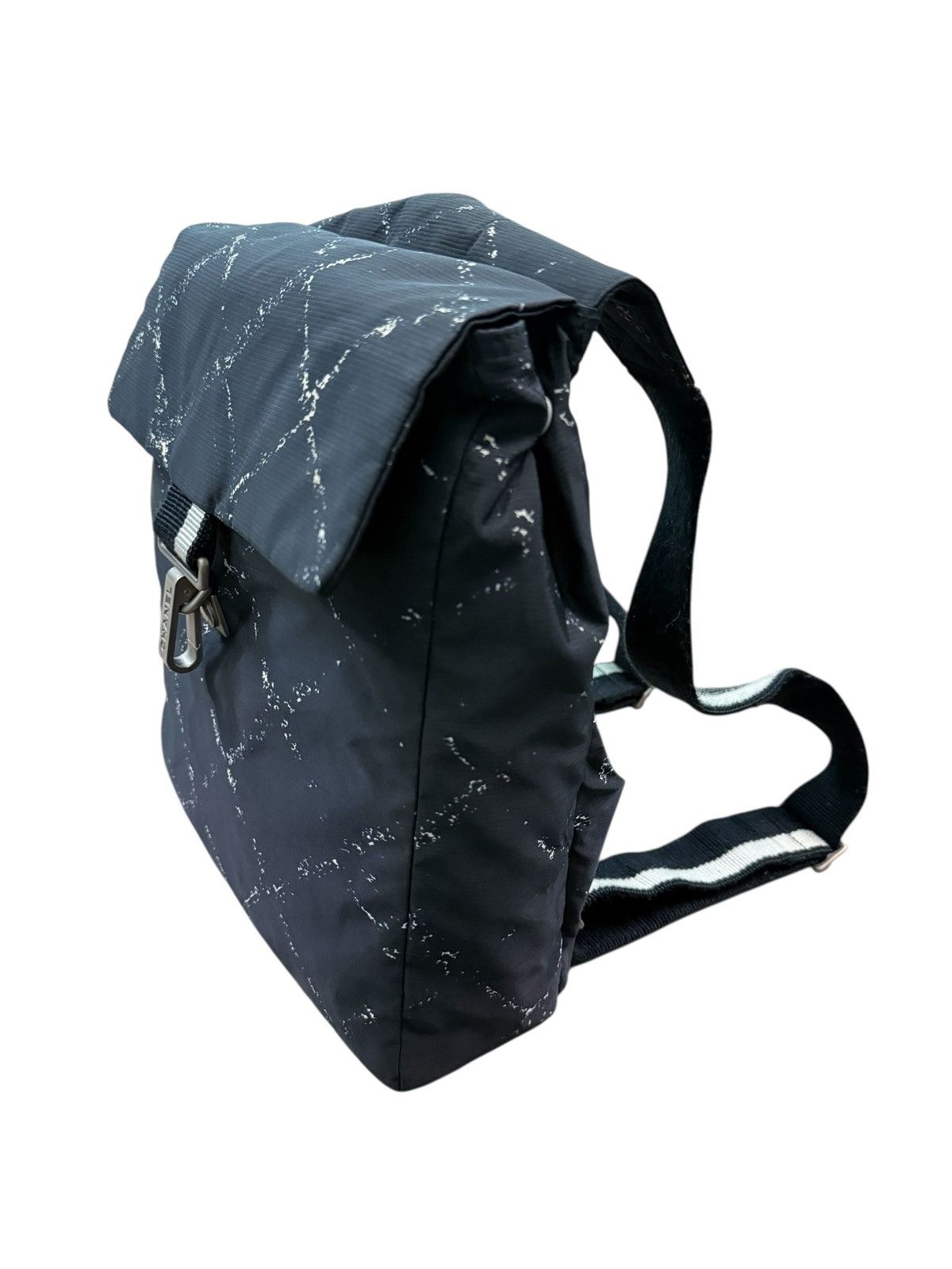 Chanel RARE CHANEL TRAVEL LINE BACKPACK Size ONE SIZE - 16 Thumbnail