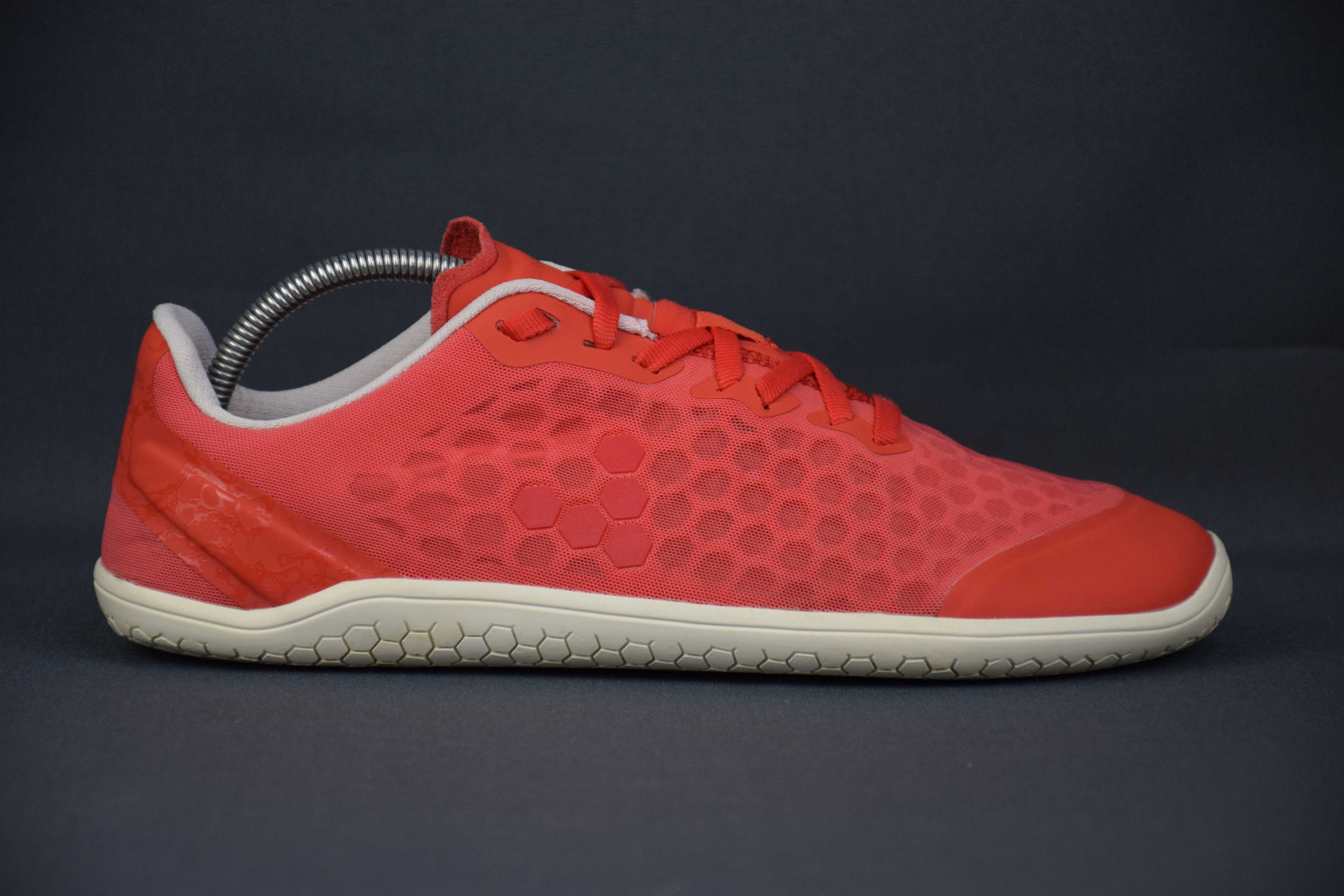 Vivobarefoot Vivobarefoot Stealth III Trainers Red Shoes US 8 UK 6 EU 39 Size US 8 / IT 38 - 1 Thumbnail