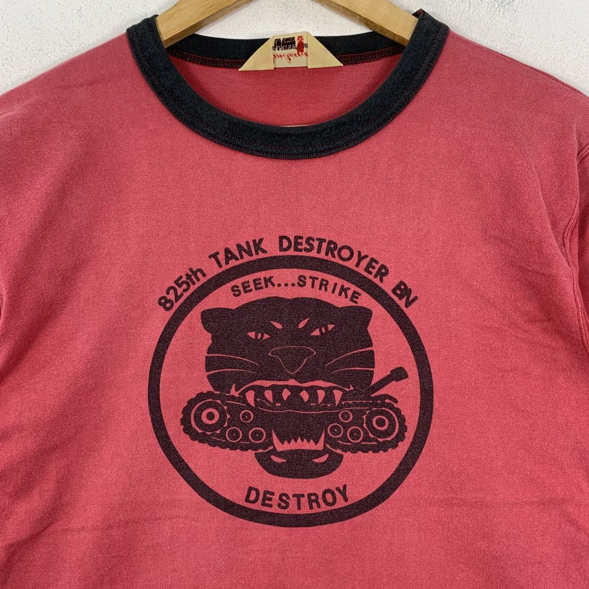 Cushman CUSHMAN SPORTSWEAR 825th Tank Destroyer JapaneseBrand Tshirt Size US M / EU 48-50 / 2 - 4 Thumbnail