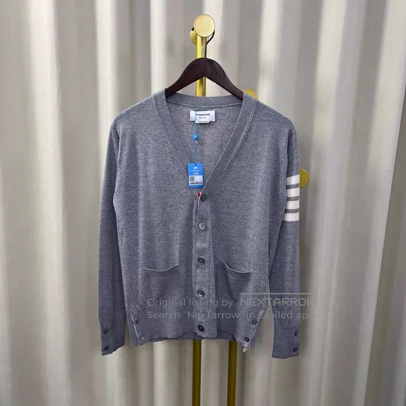 Thom Browne Thom Browne Gray Four Stripe Cardigan Size US M / EU 48-50 / 2 - 1 Thumbnail