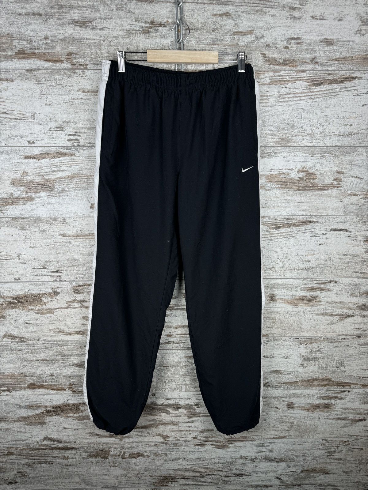 Nike × Vintage Mens Vintage Nike drill pants sweatpants swoosh black rare Size US 32 / EU 48 - 2 Thumbnail