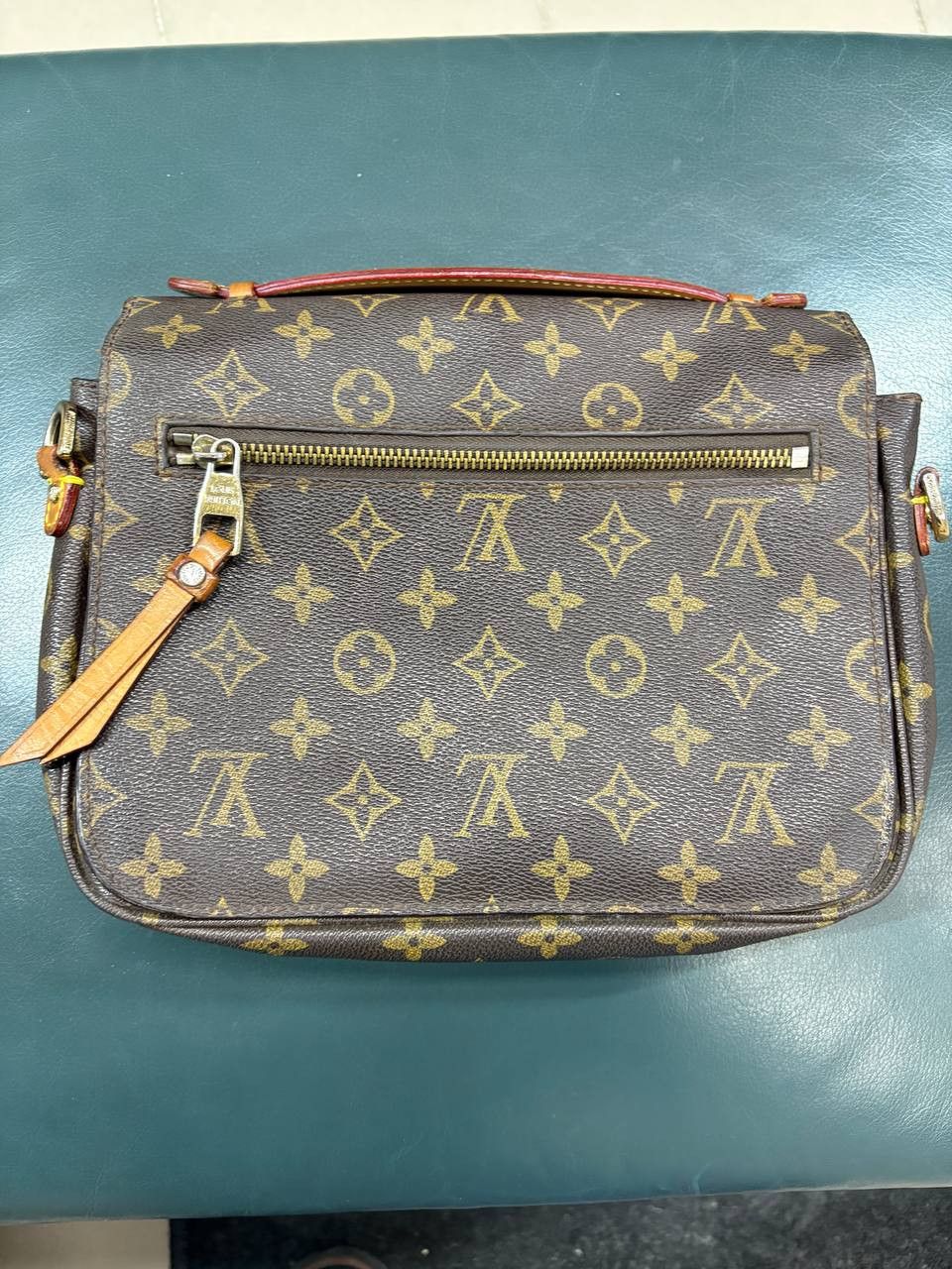 Louis Vuitton Louis Vuitton Pochette Metis monogram womens bag Size ONE SIZE - 2 Thumbnail