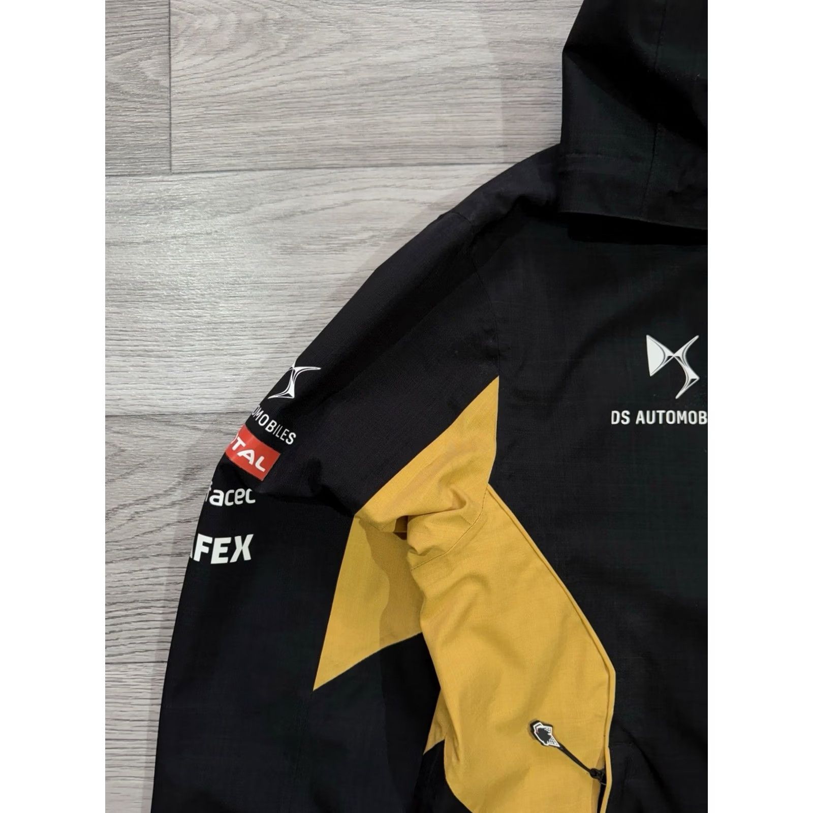 Vintage DS AUTOMOBILES TECHEETAH FORMUMA E RACING Jacket M Windbreaker Black Men's Full Zip Size US M / EU 48-50 / 2 - 5 Thumbnail