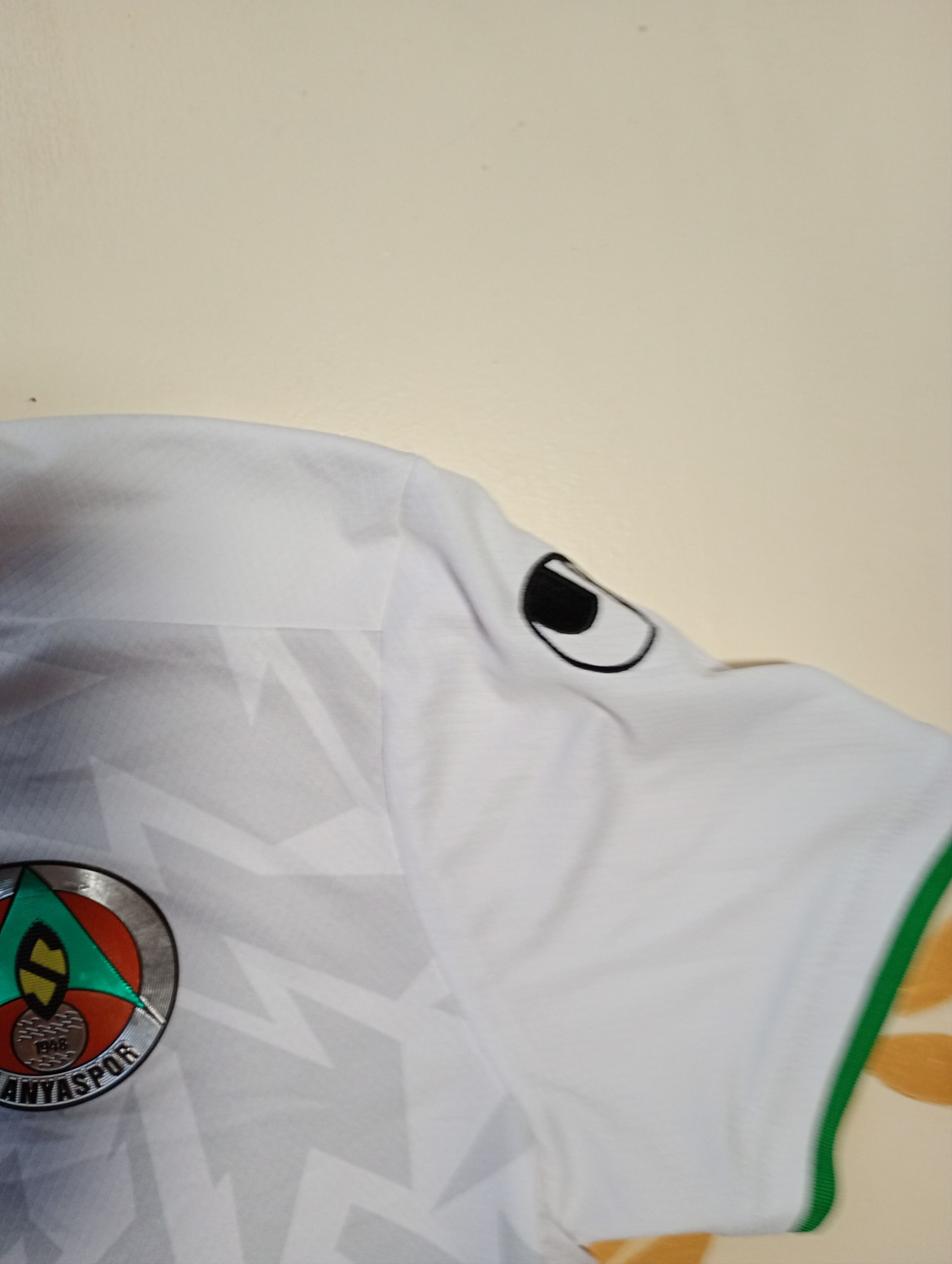Vintage Uhlsport Alanyasport Away Jersey 2022-2023 Size US L / EU 52-54 / 3 - 12 Thumbnail