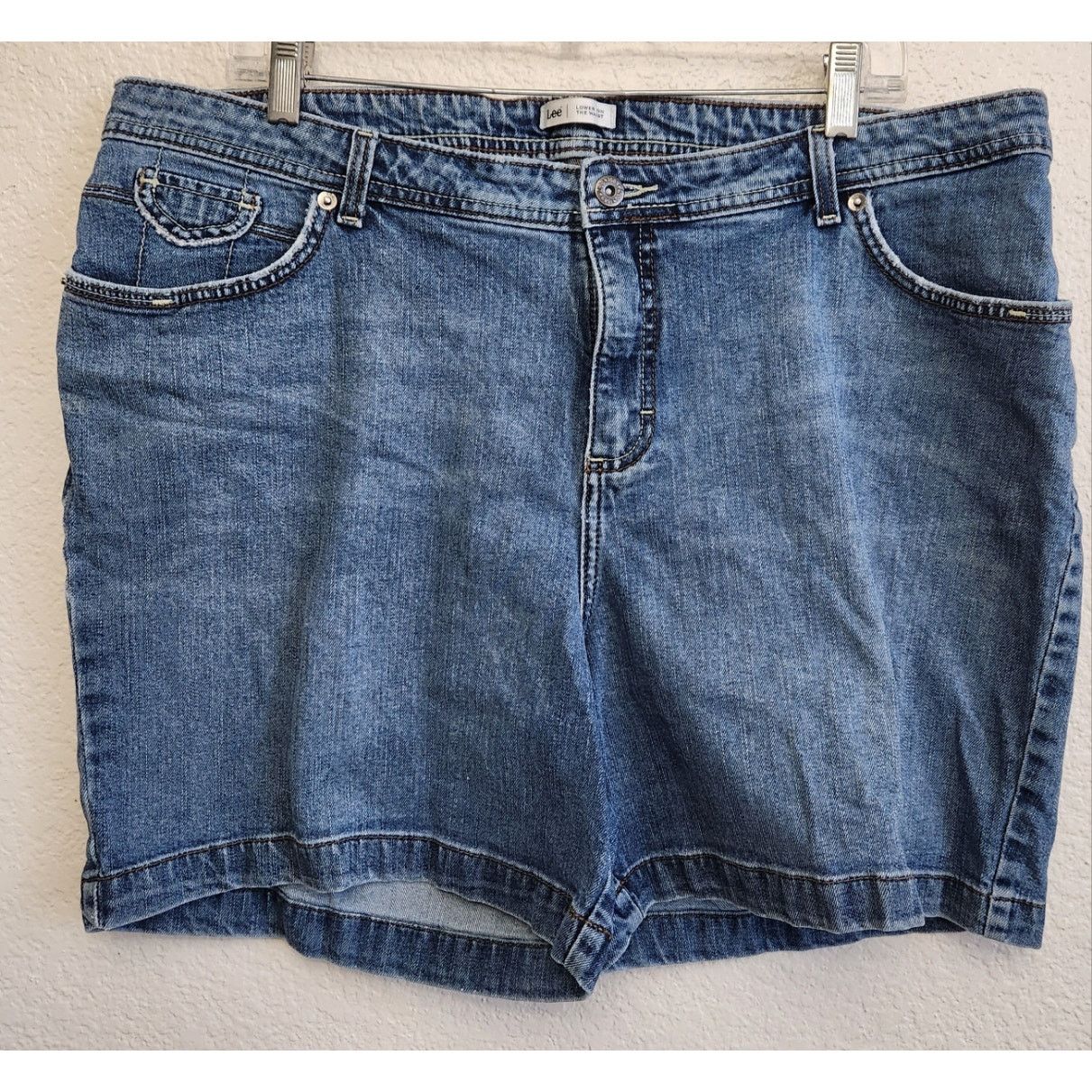 Lee Lee Blue Lower On The Waist Denim Short 20W Plus Lightweight Size 38" / US 16 / IT 52 - 1 Thumbnail