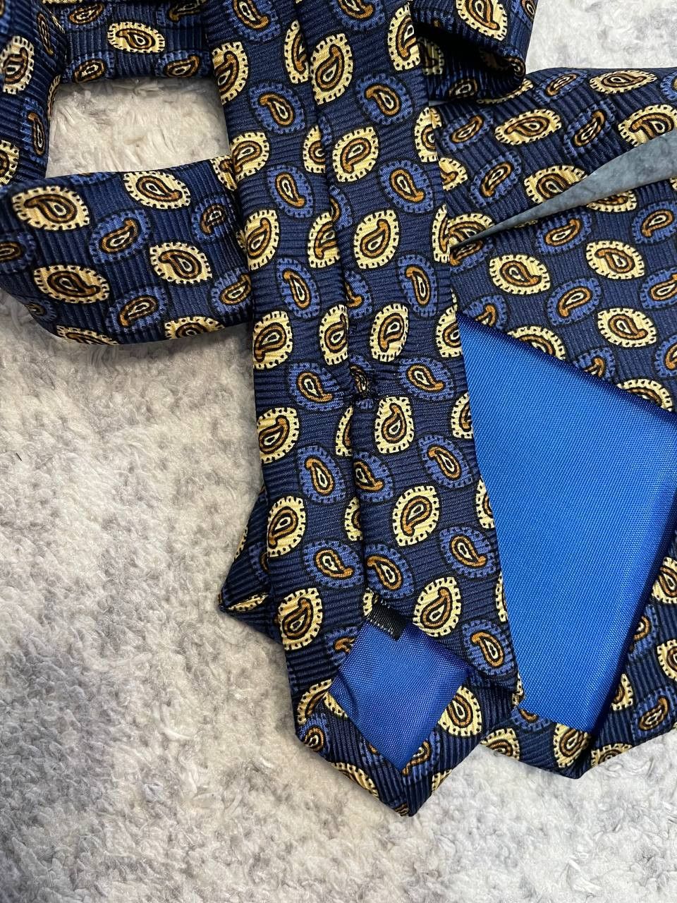 Bally Bally 100% Silk Tie Paisley Navy Gold Luxury Vintage Size ONE SIZE - 3 Thumbnail