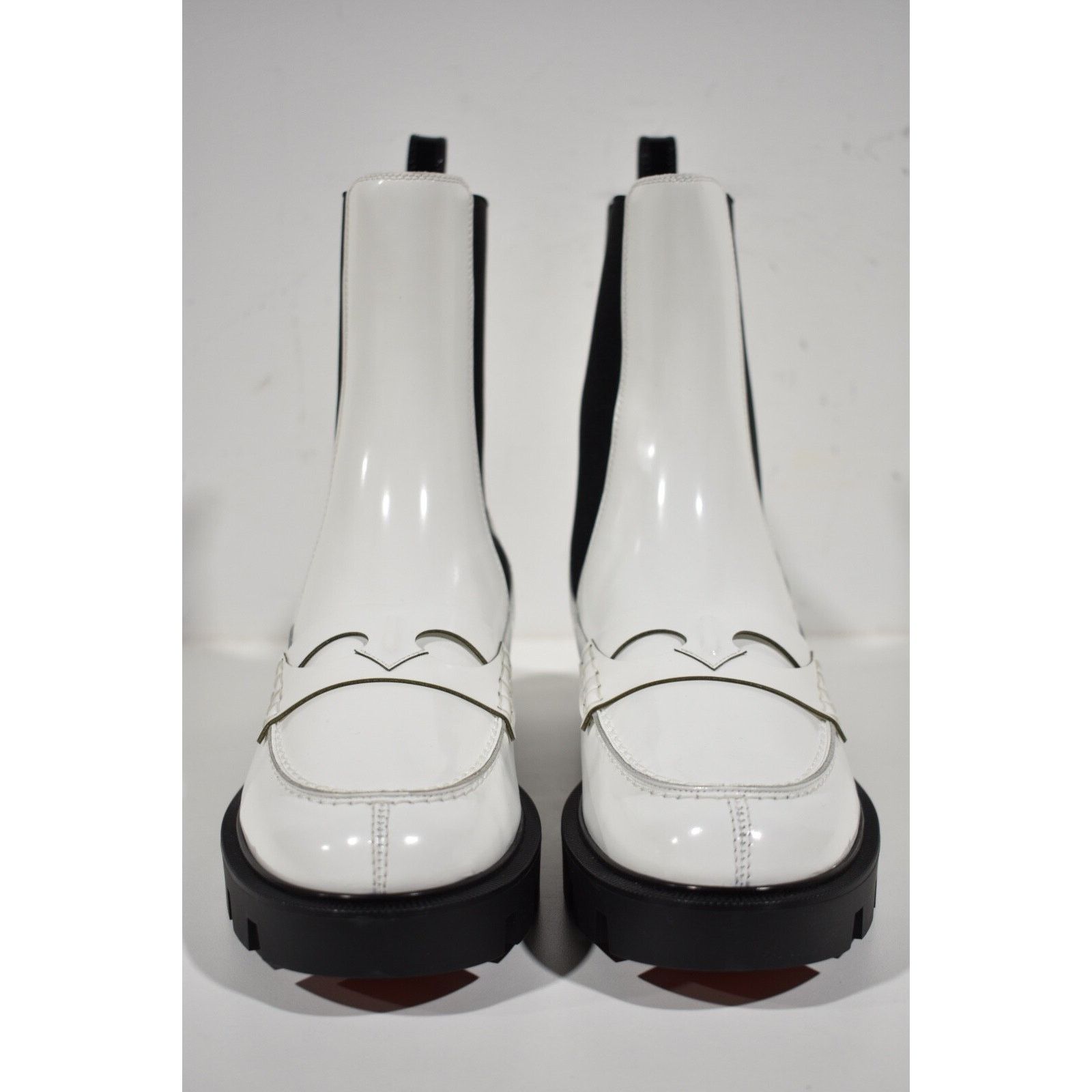 Christian Louboutin Christian Louboutin Montezu Lug Flat White Black Leather Size US 10 / IT 40 - 6 Thumbnail