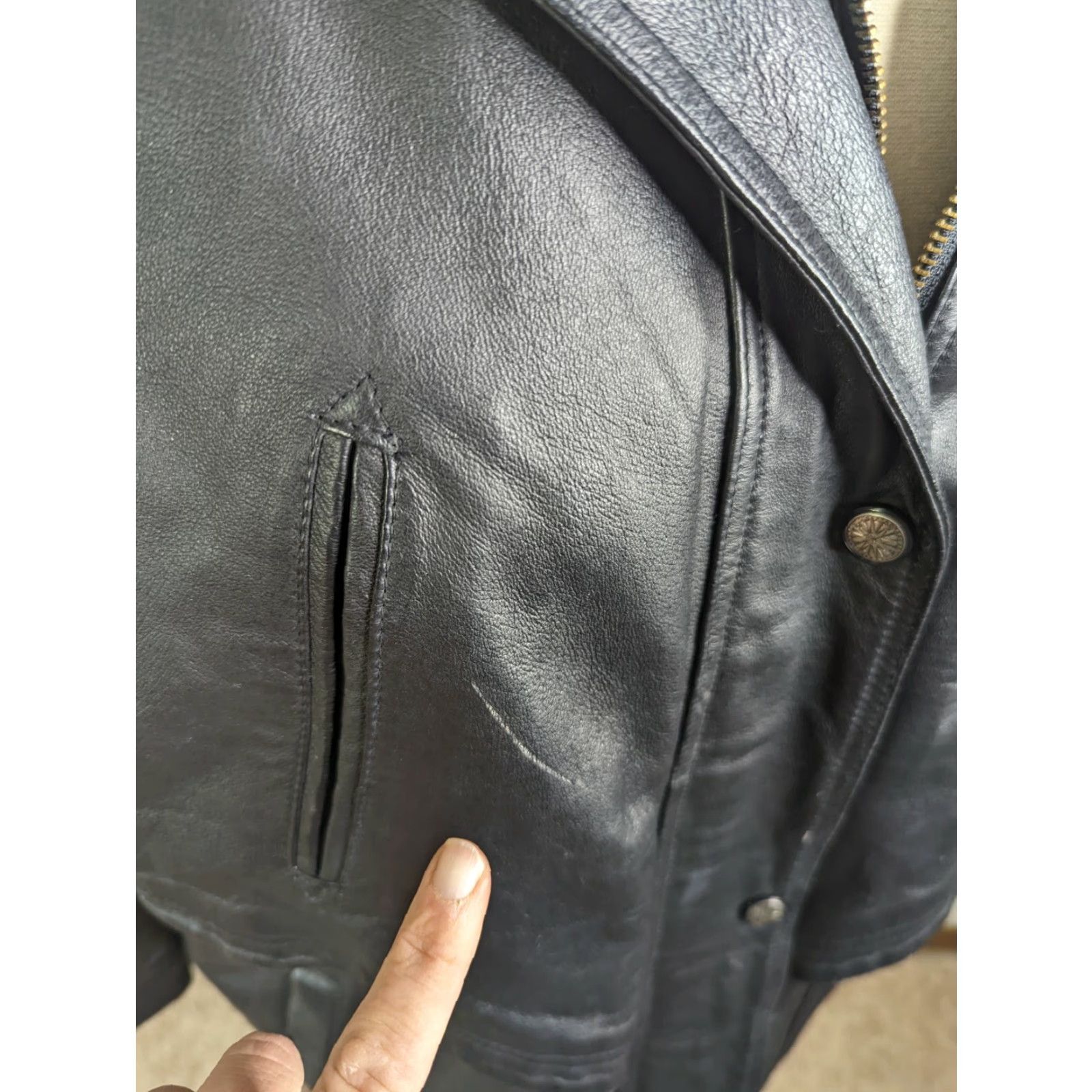 Vintage VINTAGE 90s Leather Limited Womens Black Leather Biker Bomber Jacket Large Size L Size L / US 10 / IT 46 - 5 Thumbnail