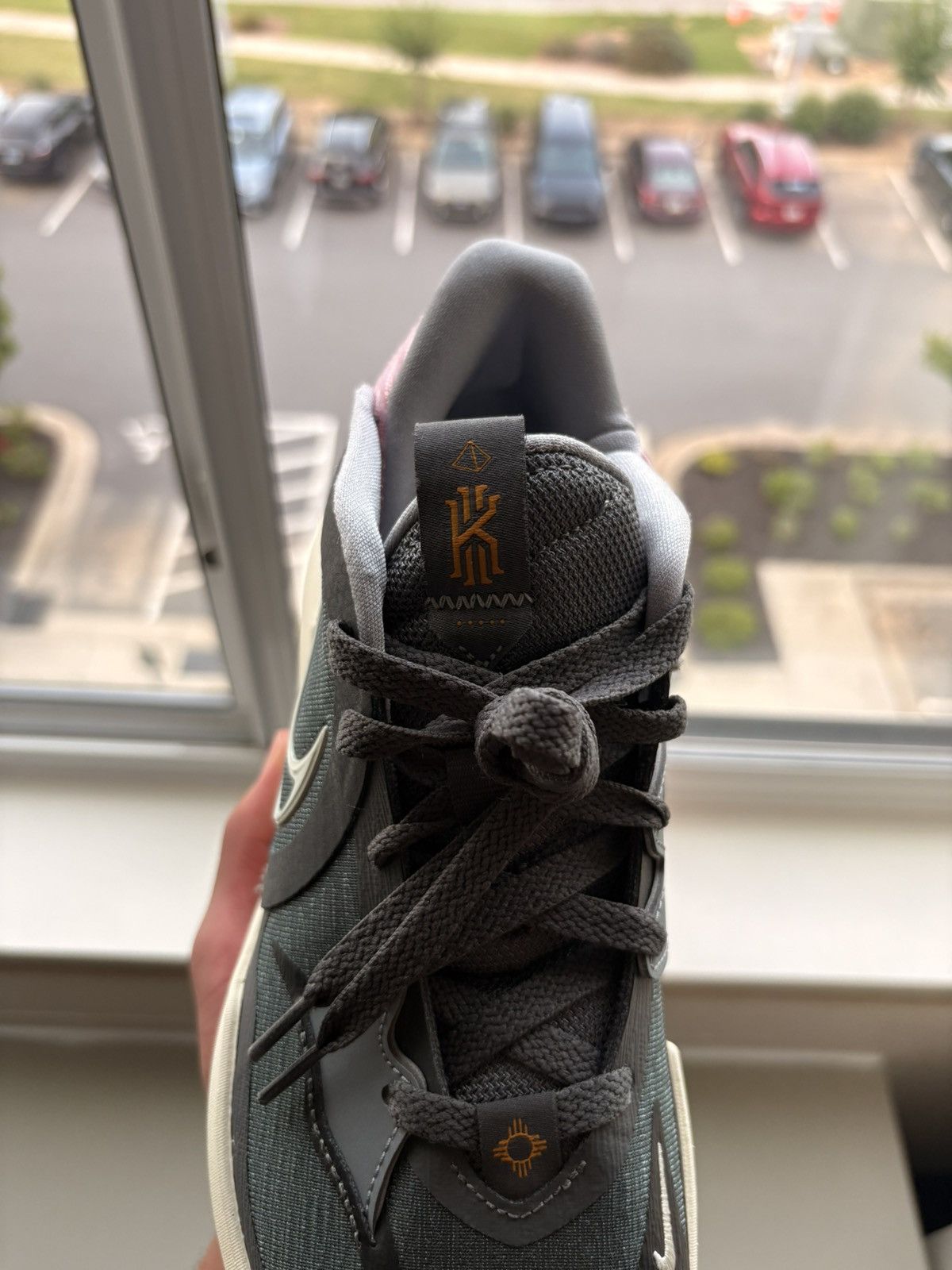 Nike Kyrie low 5 preservation Size US 7.5 / EU 40-41 - 8 Thumbnail
