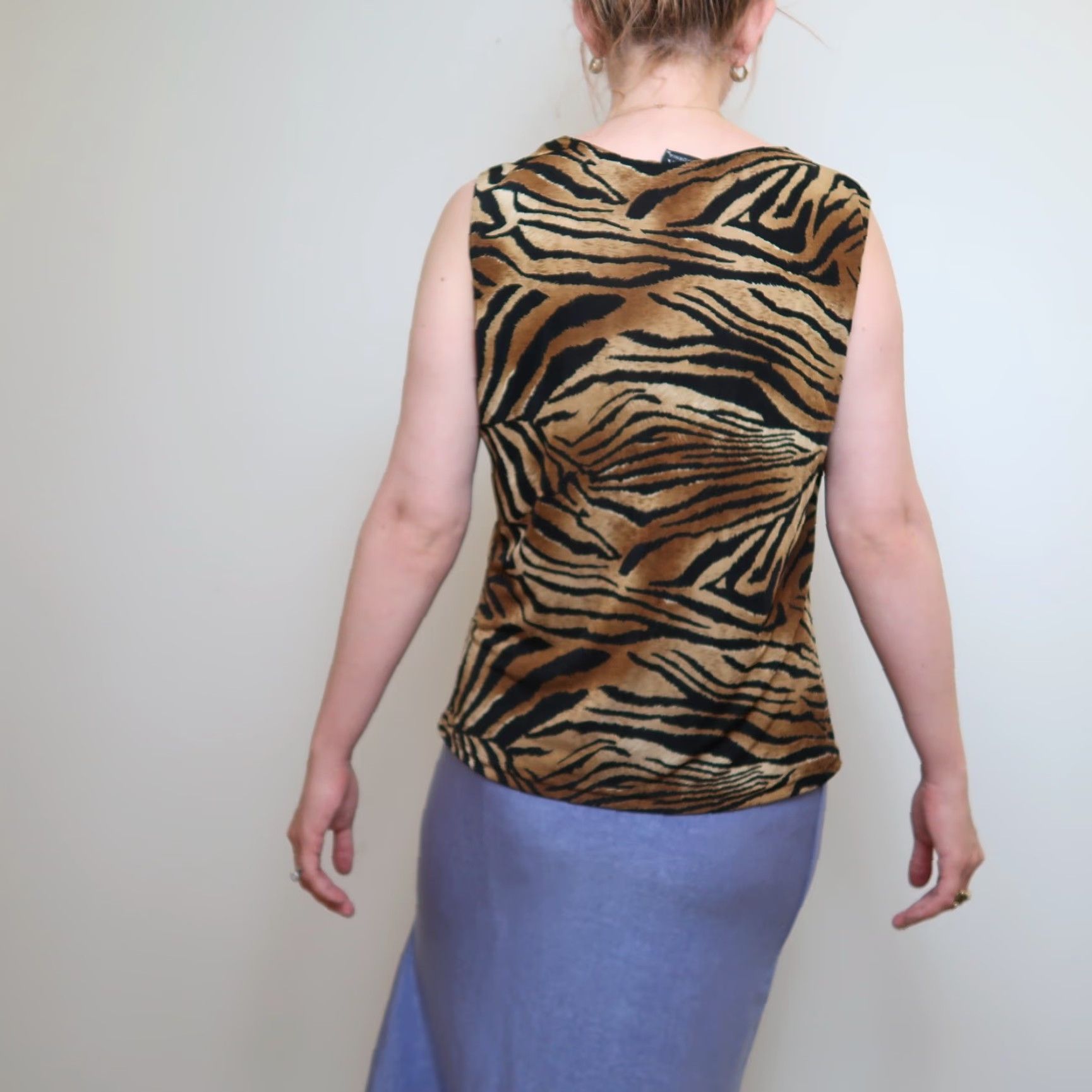 Vintage VINTAGE 90s brown tiger stripe Tank w/ jewels JKLA California L Shirt Mens Size L / US 10 / IT 46 - 3 Thumbnail