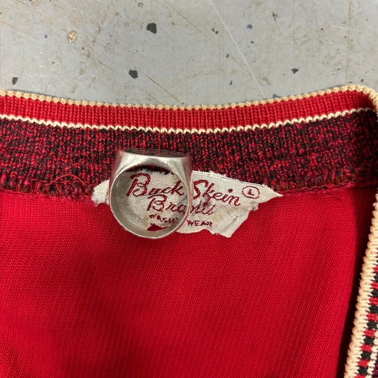 Other VTG 50s Distress/Thrash Red/burgundy buck skein cardigan Size US L / EU 52-54 / 3 - 5 Thumbnail