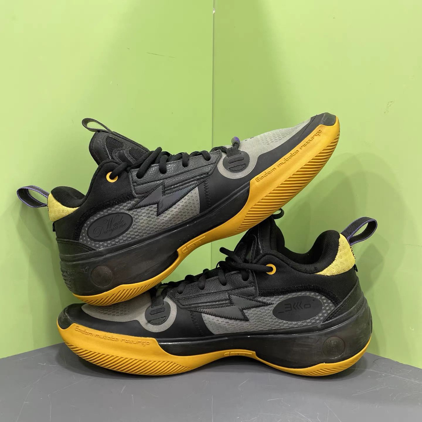 Li-Ning Li-Ning Way of Wade 10 "Lakers" Basketball Shoes K15 Size US 8.5 / EU 41-42 - 5 Thumbnail