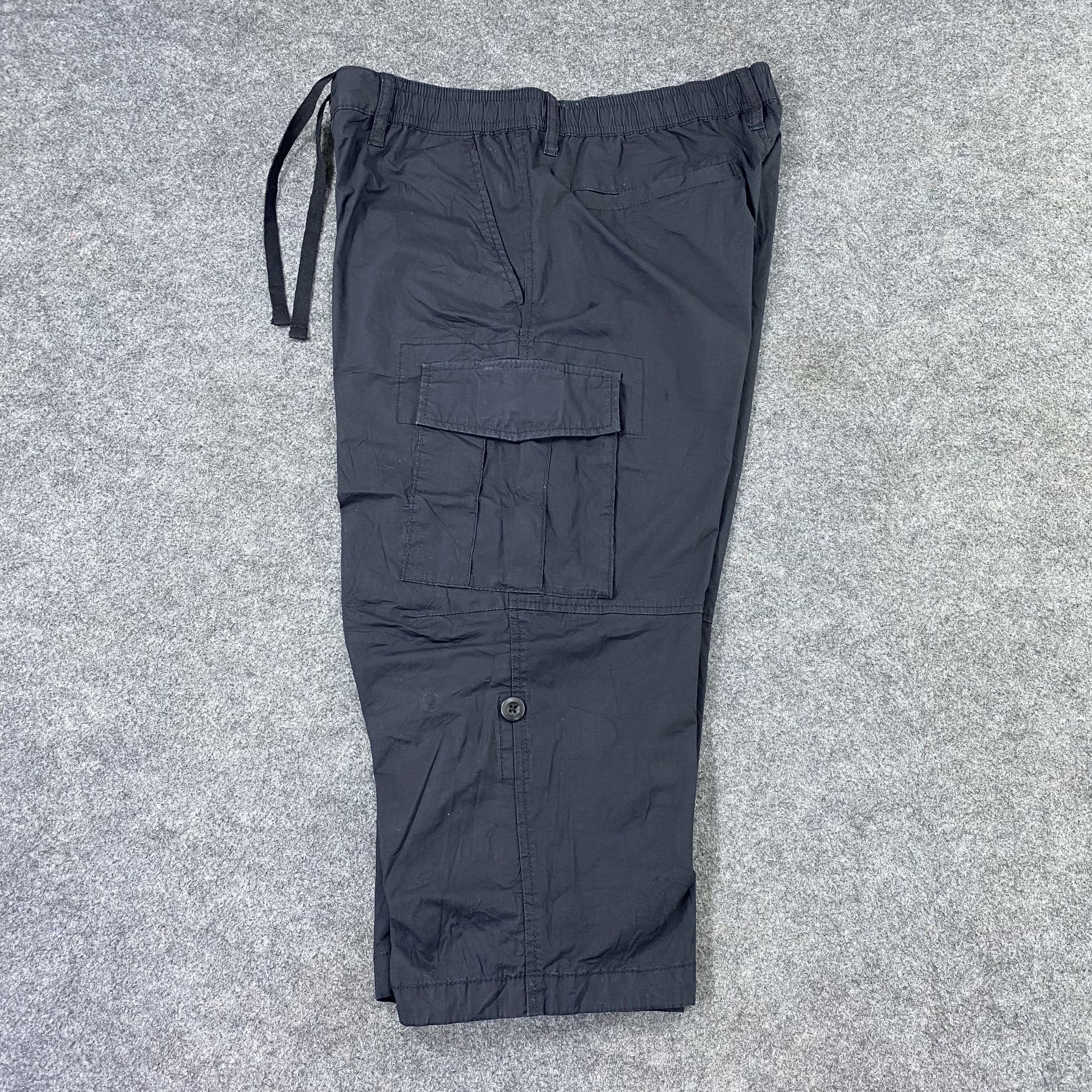 Uniqlo UNIQLO Drawstring Bondage Multipocket Cargo Short Pants-C041 Size US 32 / EU 48 - 3 Thumbnail
