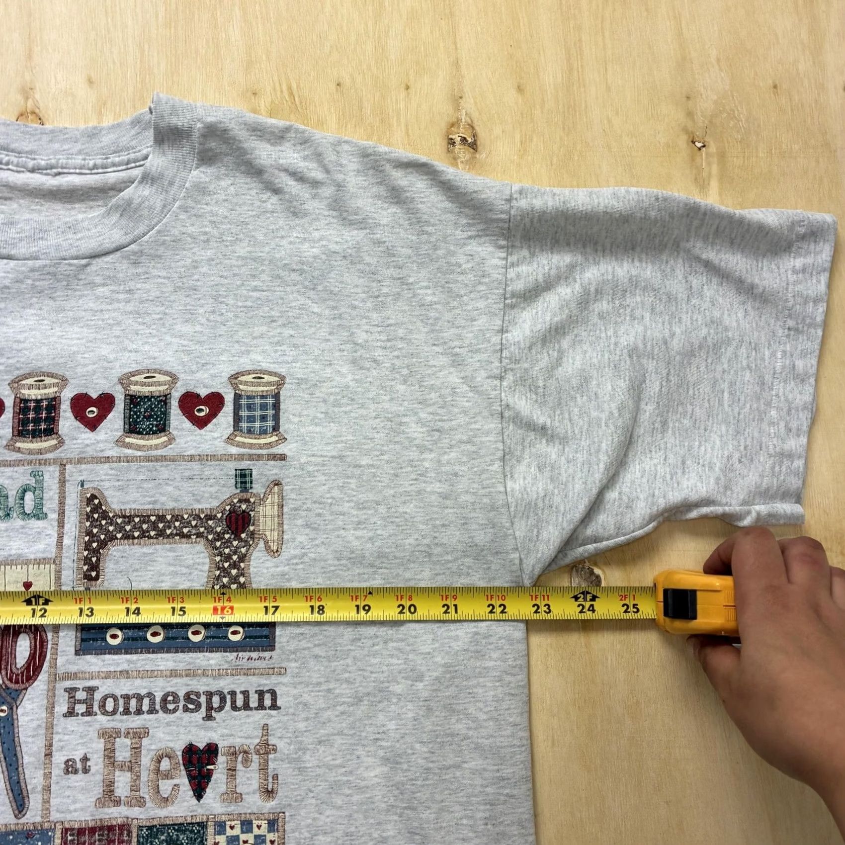 Vintage VINTAGE Sew Glad Homespun At Heart Shirt Mens XL Gray Sewing Crafts Tee T-Shirt Size US XL / EU 56 / 4 - 5 Thumbnail