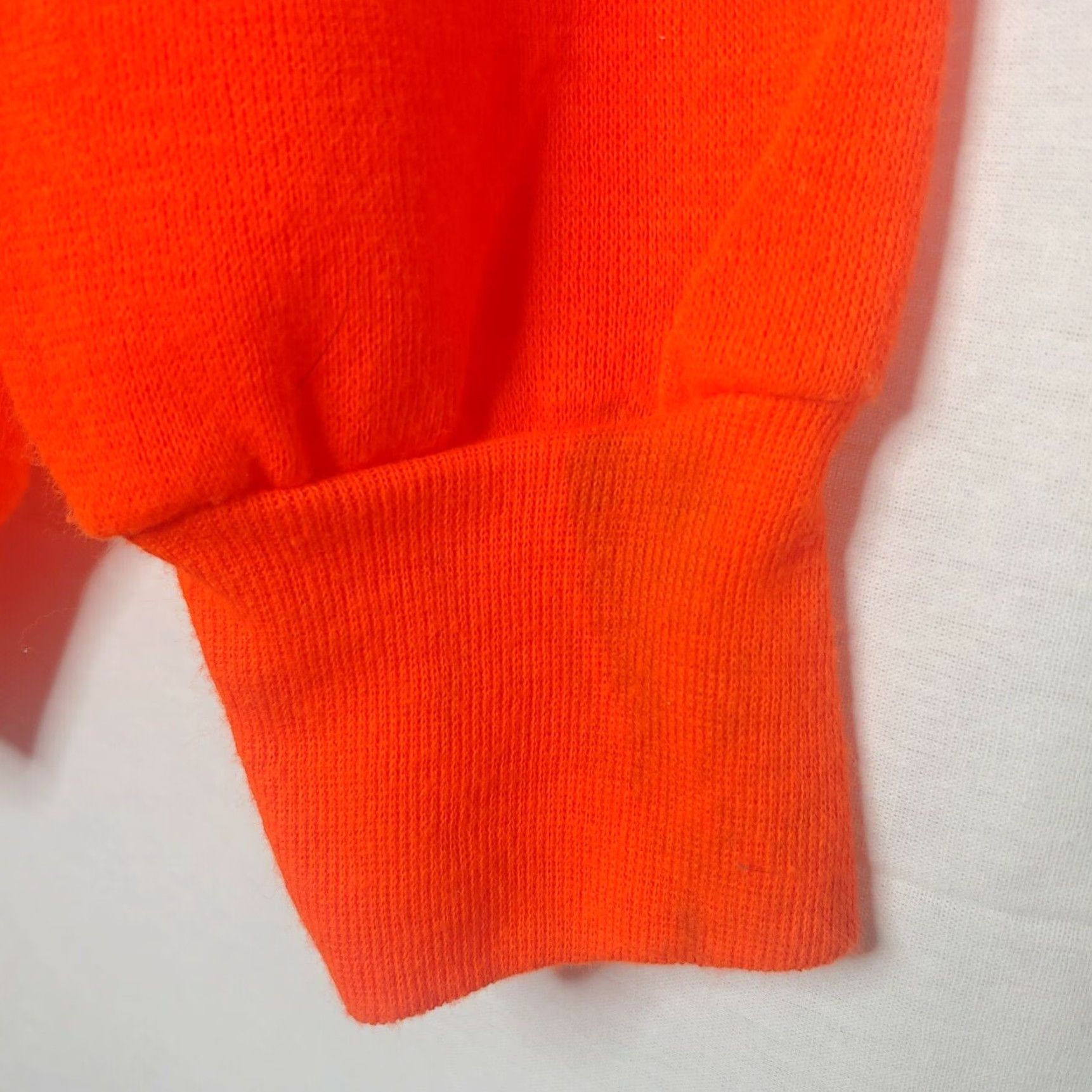 Vintage VINTAGE Sneakers Sweatshirt Crew Neck Pullover Medium M Men Blaze Orange Sports About Trophies Maryland Grantsville Read Size US M / EU 48-50 / 2 - 7 Thumbnail