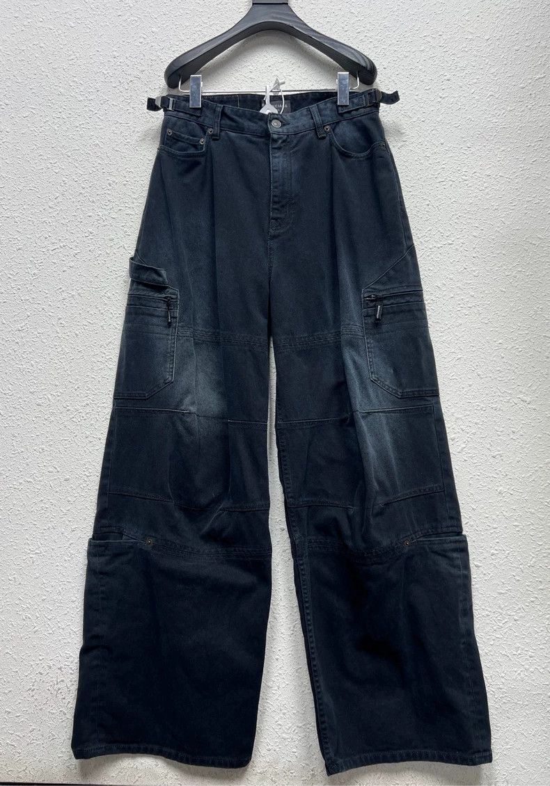 Balenciaga Balenciaga size XS Wash and wear label denim long pants Size US 27 - 1 Thumbnail