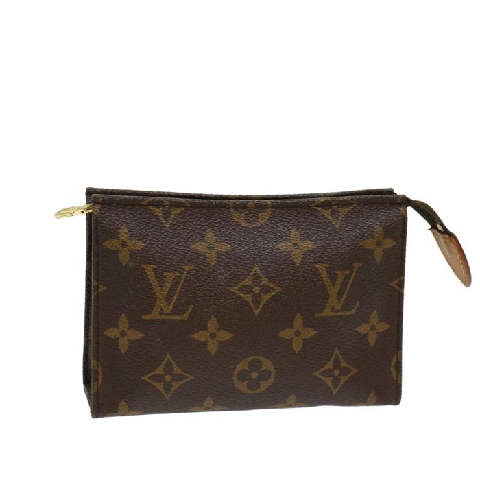 Louis Vuitton Monogram Poche Toilette 26 Pouch M47542 LV Auth