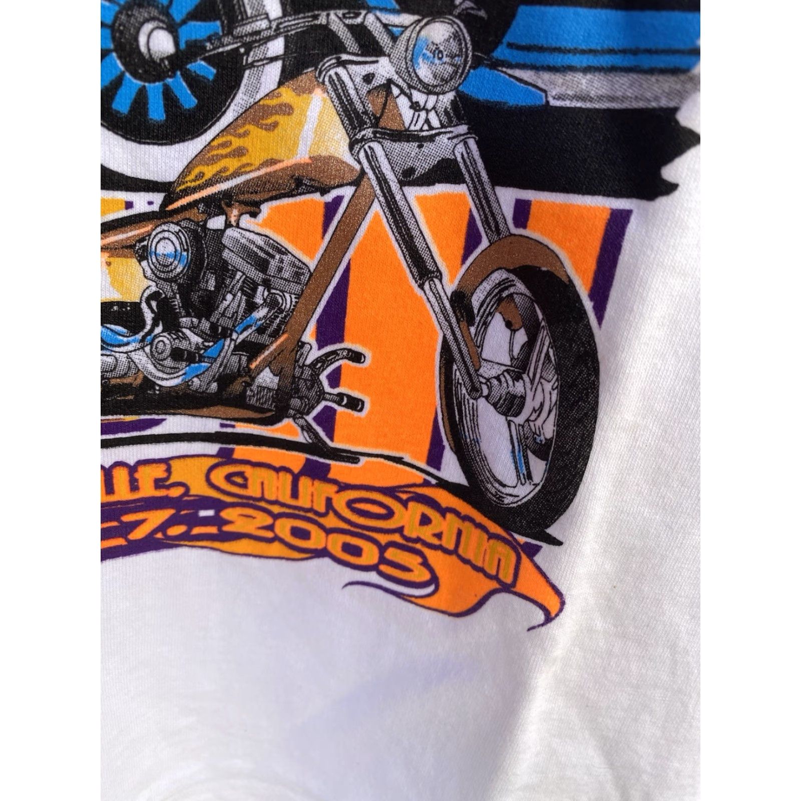 Gildan VINTAGE Gildan T-Shirt Shirt Men XL White California Car Neon Graphics 2005 2000s Gold Rush Oroville Y2K Vintage Graphic Print Short Sleeve Texas? Size US XL / EU 56 / 4 - 5 Thumbnail