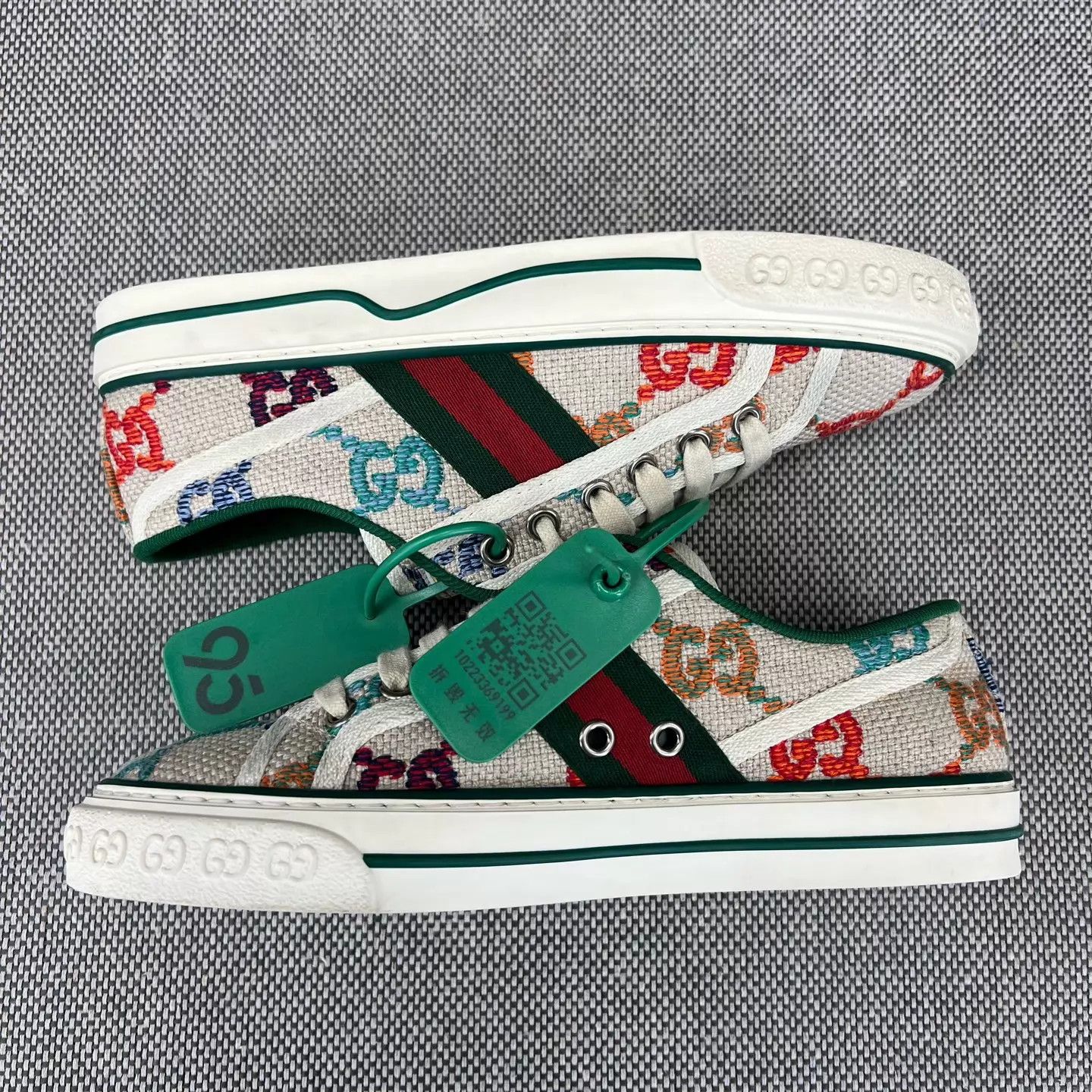 Gucci Gucci 1977 rainbow weave mint green 36.5 Size US 6 / IT 36 - 2 Thumbnail