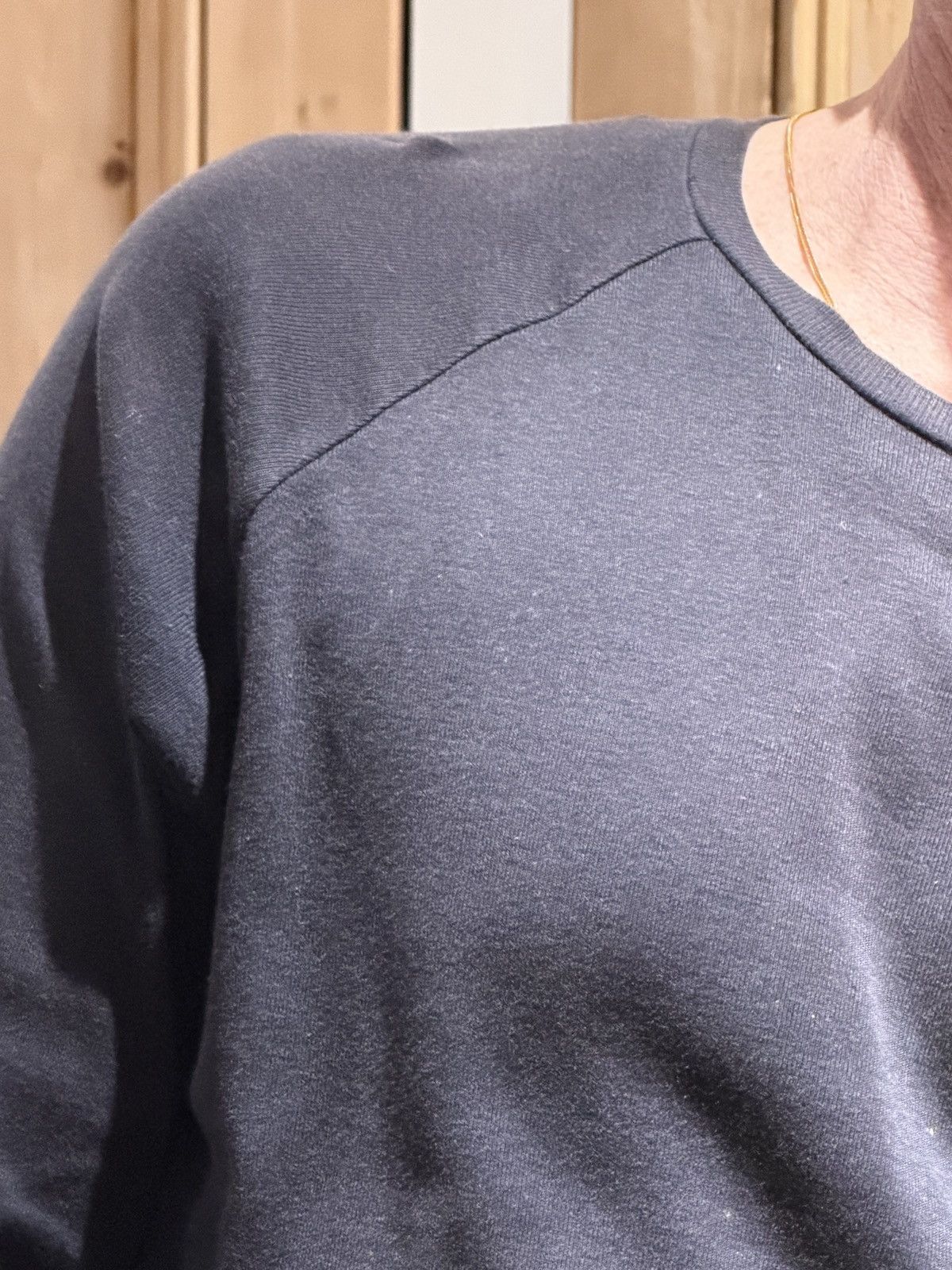 Helmut Lang Helmut lang vintage archive raglan sleeve navy mens l/s t Size US S / EU 44-46 / 1 - 1 Thumbnail