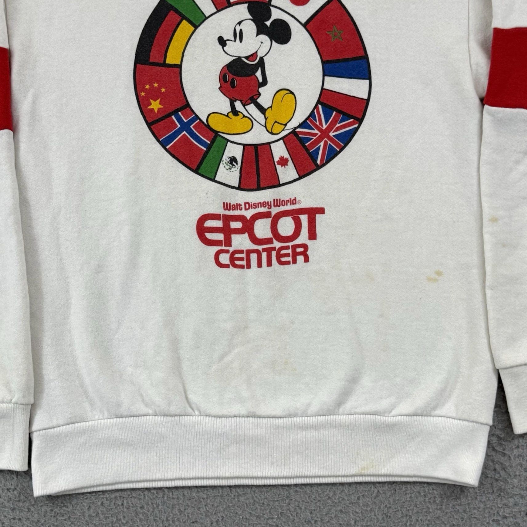 Disney VINTAGE Disney Walt Disney World Epcot Center Sweatshirt Adult Medium White Mickey Mouse 80s 90s Graphic Print Logo Pullover Crew Neck Regular Mens Size US M / EU 48-50 / 2 - 2 Thumbnail