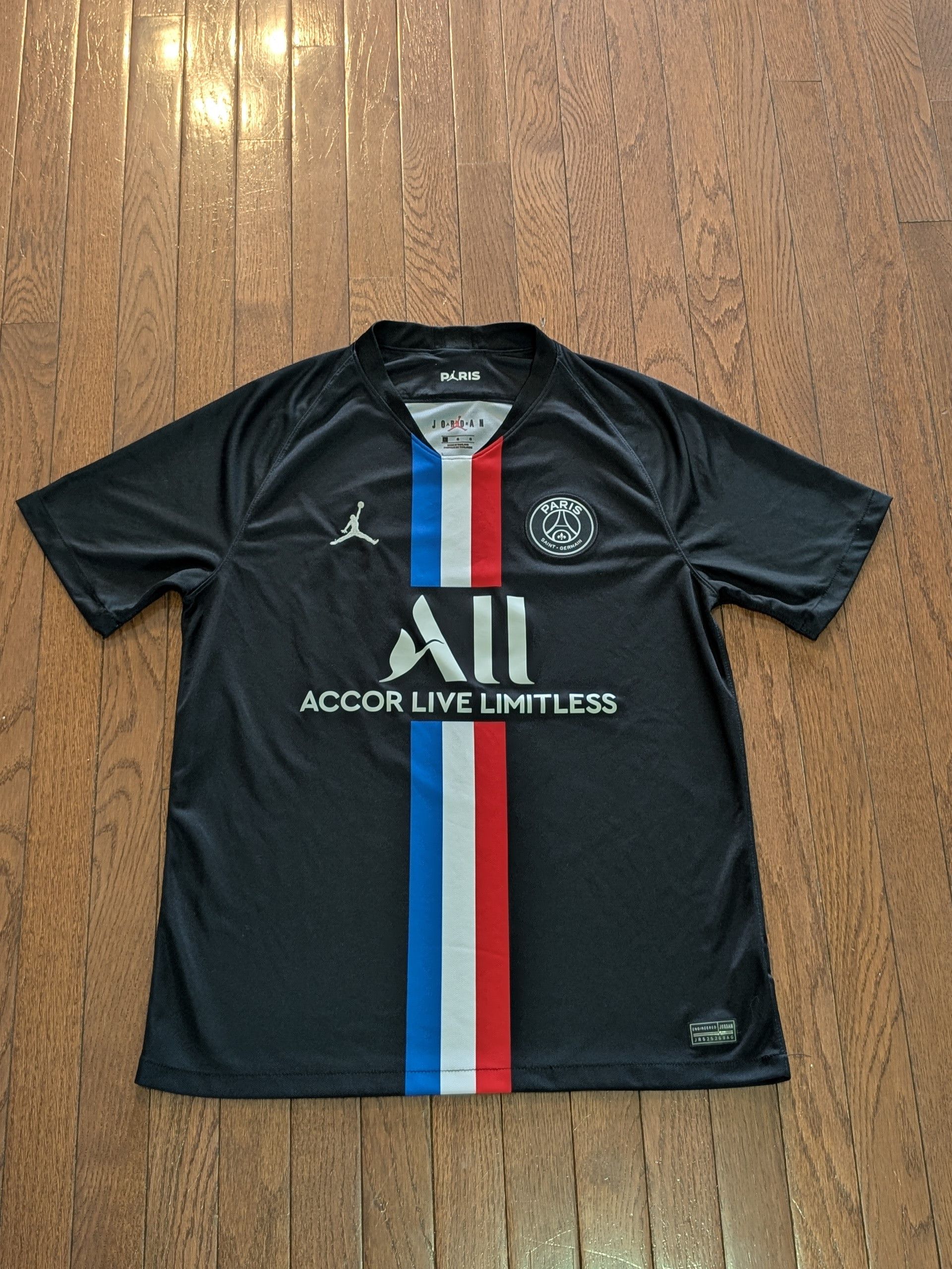 Jordan Brand 2019/20 Paris Saint Germain Jordan Fourth Soccer Jersey L Size US L / EU 52-54 / 3 - 1 Thumbnail