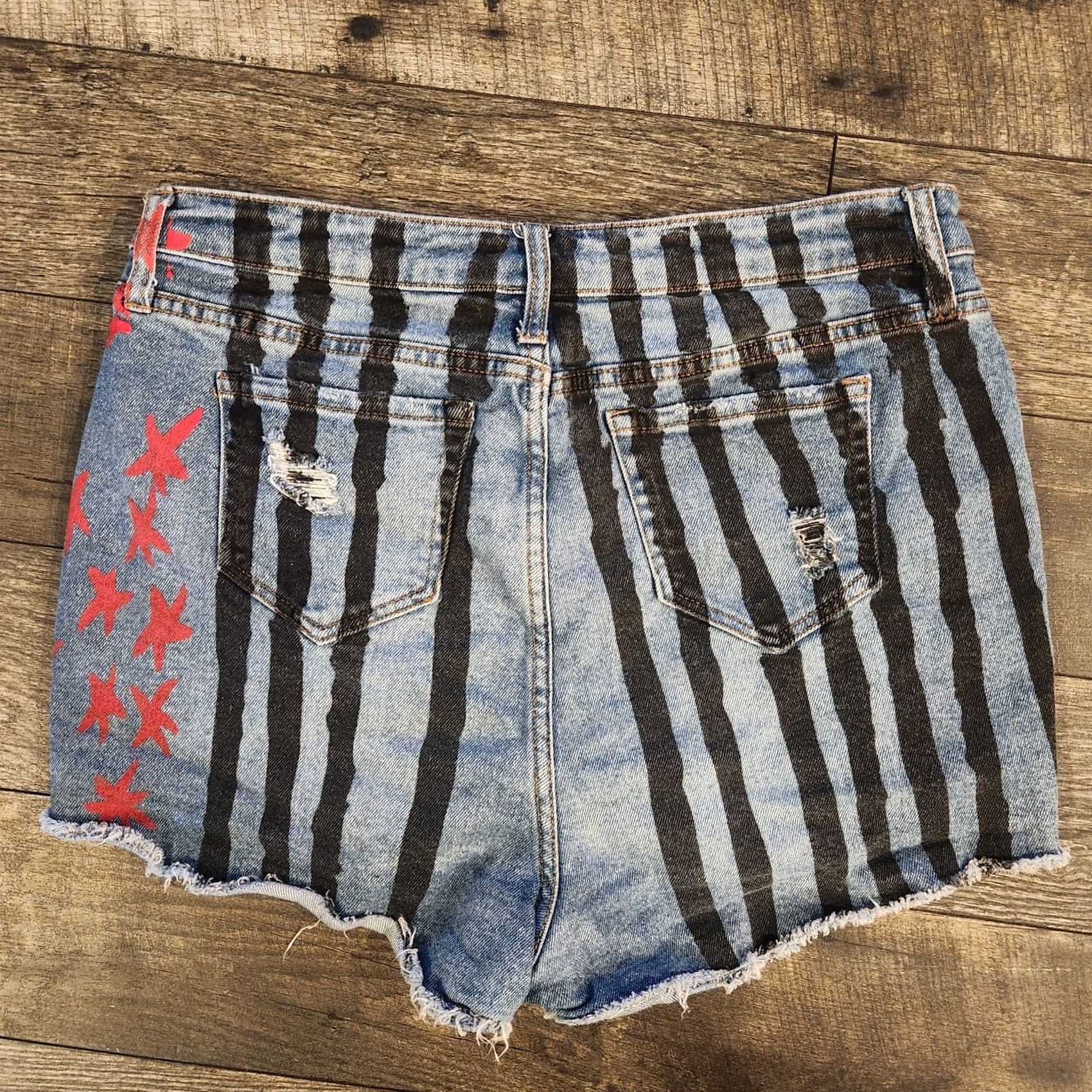 Denime Harley Quinn Shorts Birds of Prey Denim Cut Jean Stars Stripes USA 4th Size 9 Womens Size 30" / US 8 / IT 44 - 5 Thumbnail