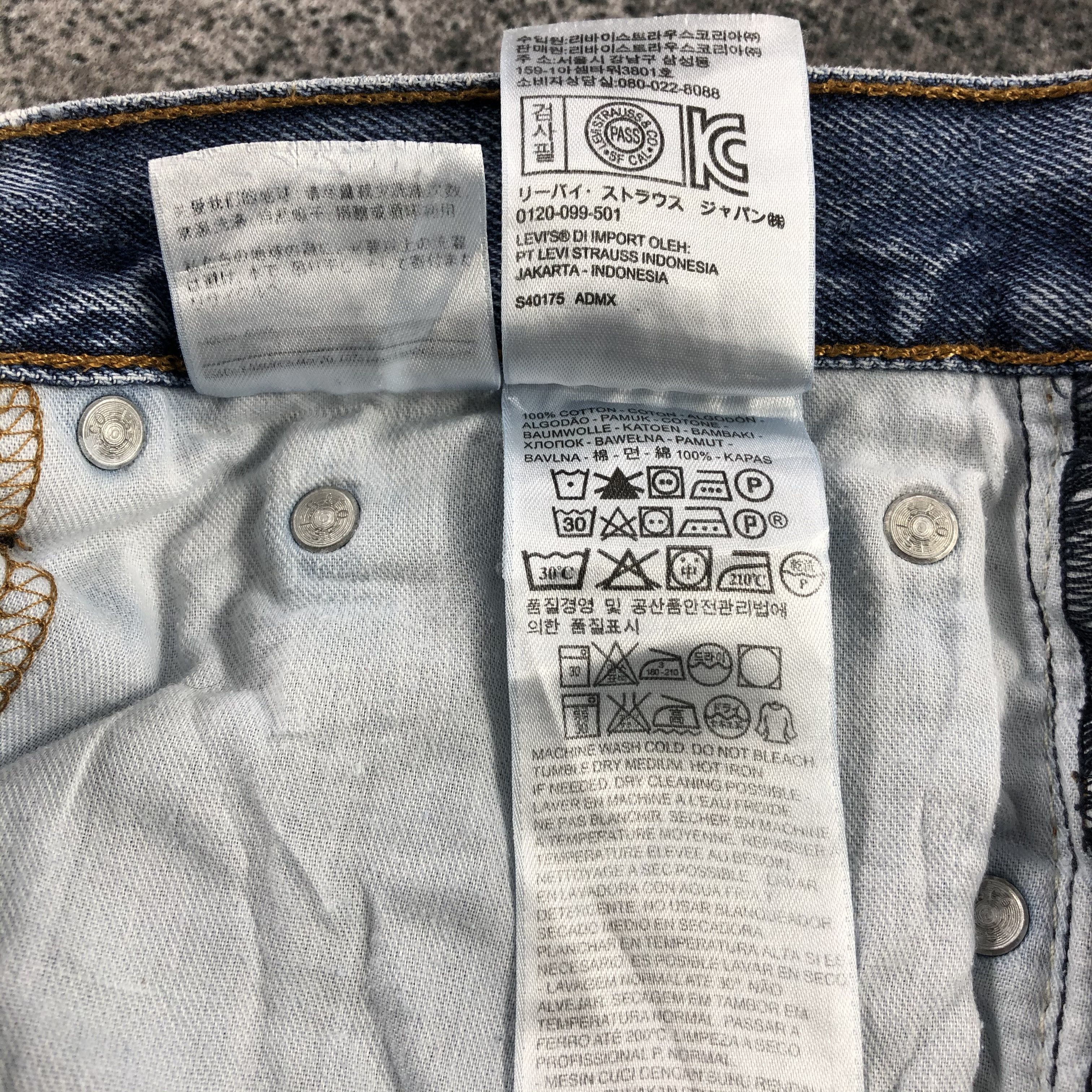 Levi's Vintage Levi's 505 Jeans Distress Medium Wash KJ1005 Size US 31 - 13 Thumbnail