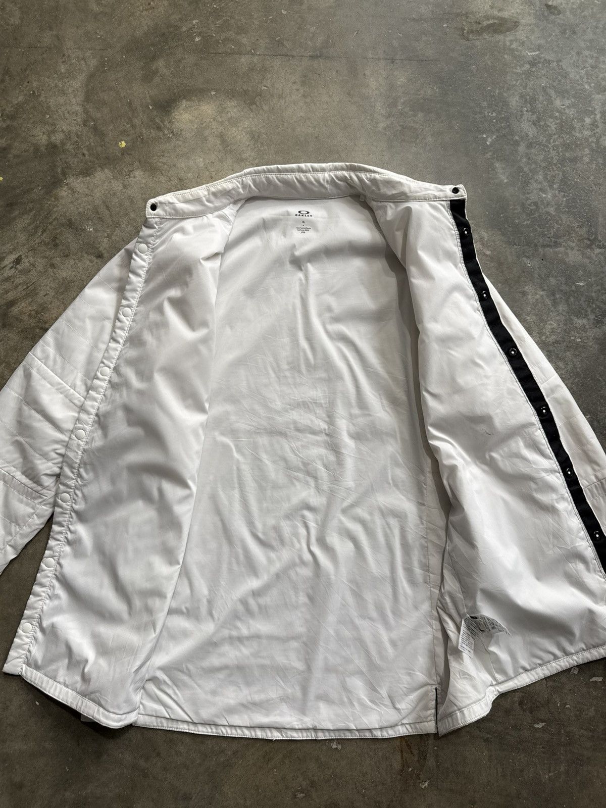 Oakley Oakley windbreaker Shirt Jacket Size US L / EU 52-54 / 3 - 2 Thumbnail