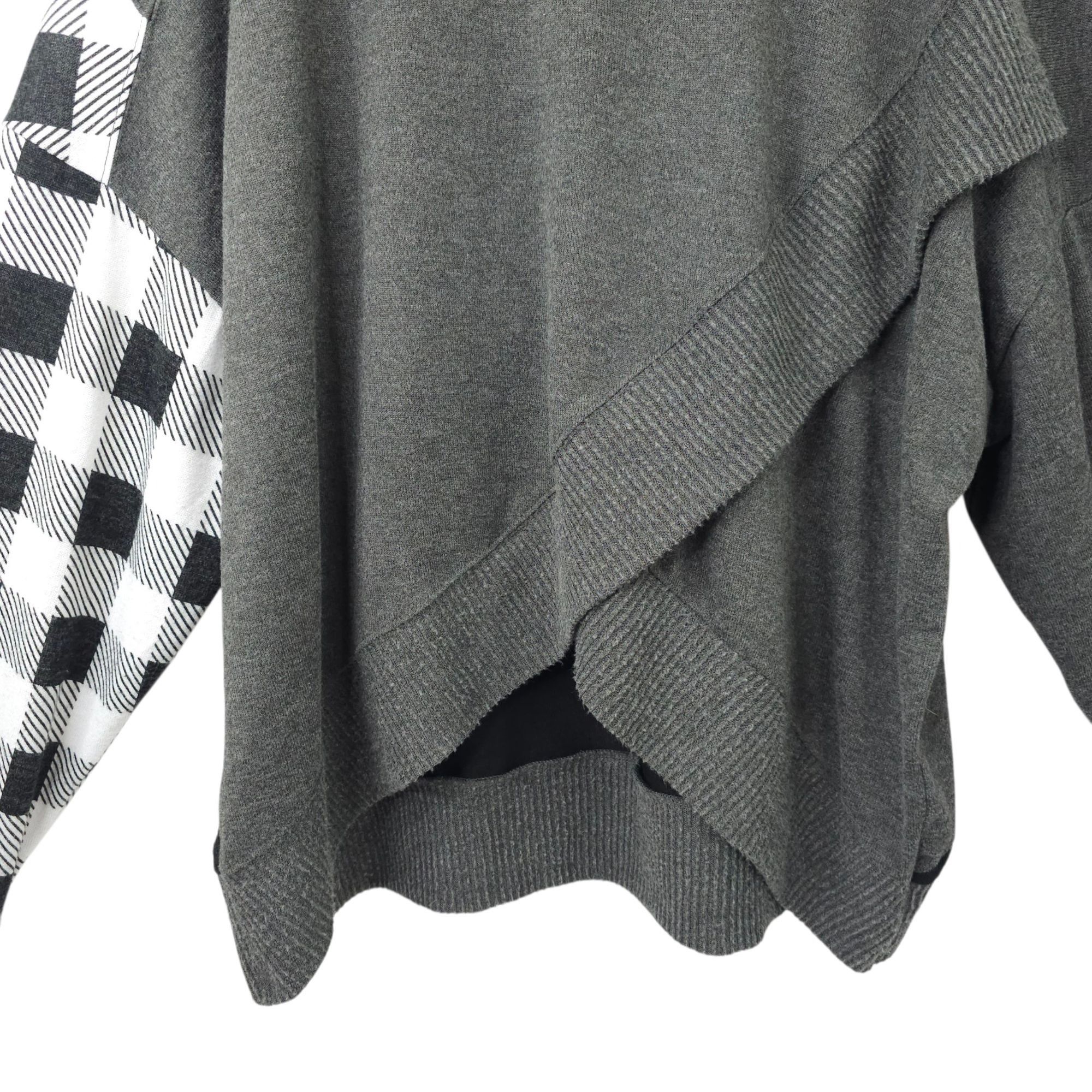 Disney Walt Disney World Buffalo Plaid Sweater Knit Womens Size 2X Size XXL / US 16-18 / IT 52-54 - 14 Thumbnail