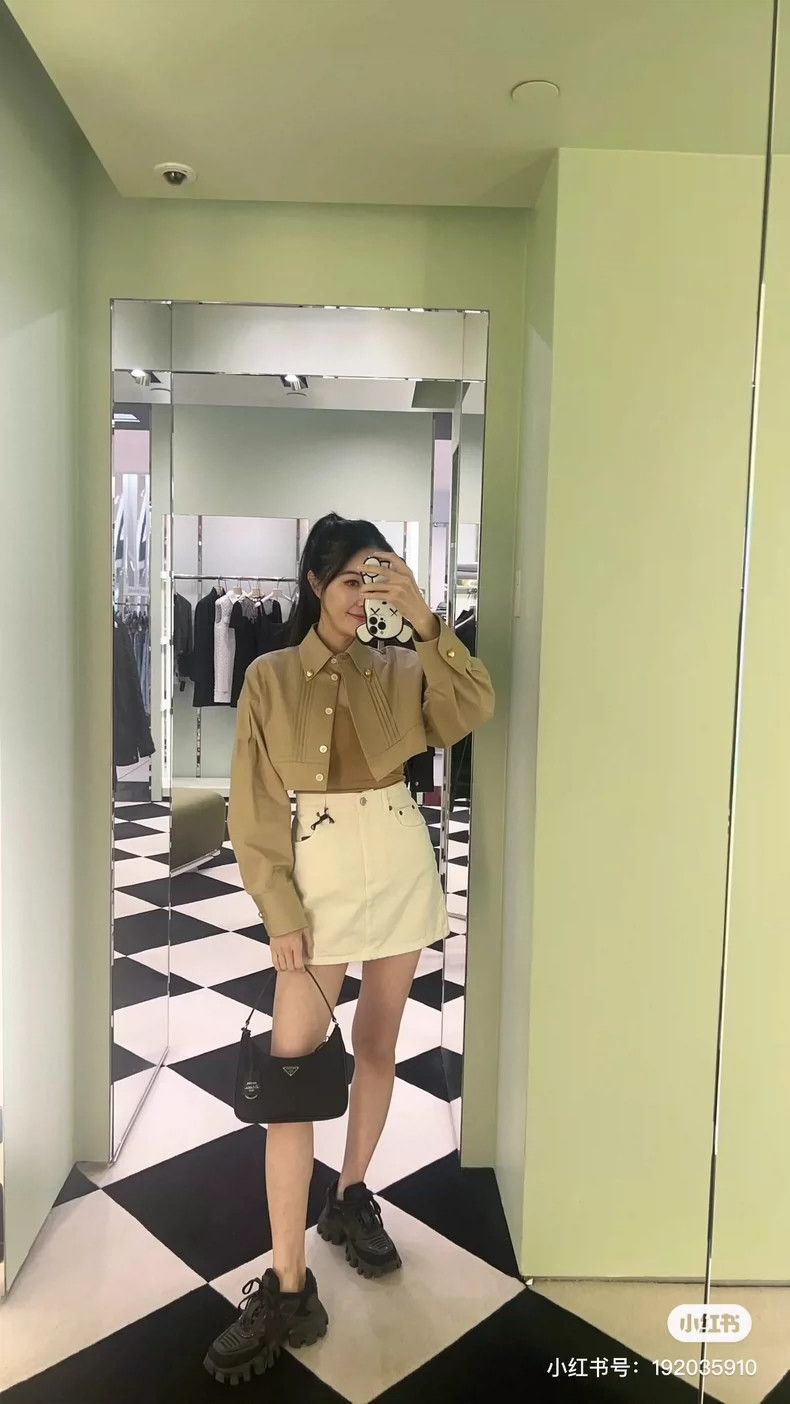 Prada Prada 24 khaki short jacket 2504-Nextarrow Size XS / US 0-2 / IT 36-38 - 9 Thumbnail