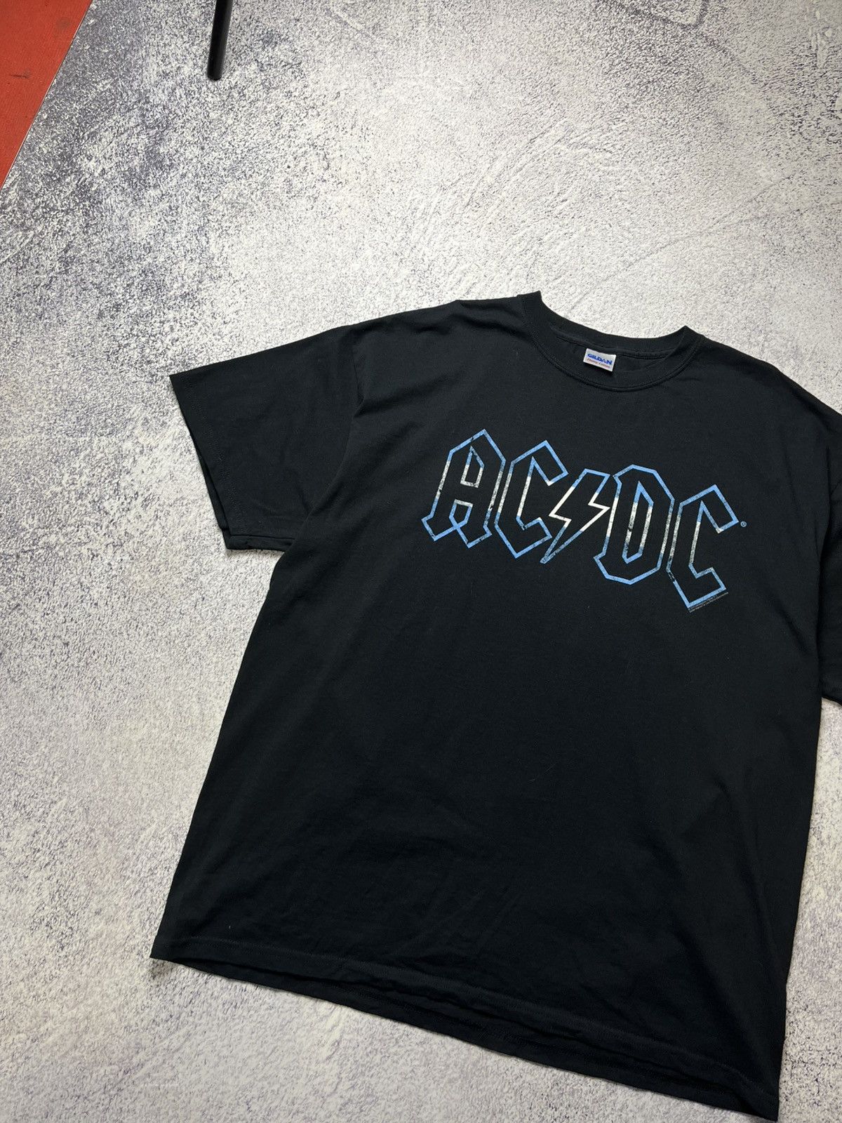 AC/DC Vintage AC/DC Rock Tee 2011 Tour Size US XL / EU 56 / 4 - 2 Thumbnail