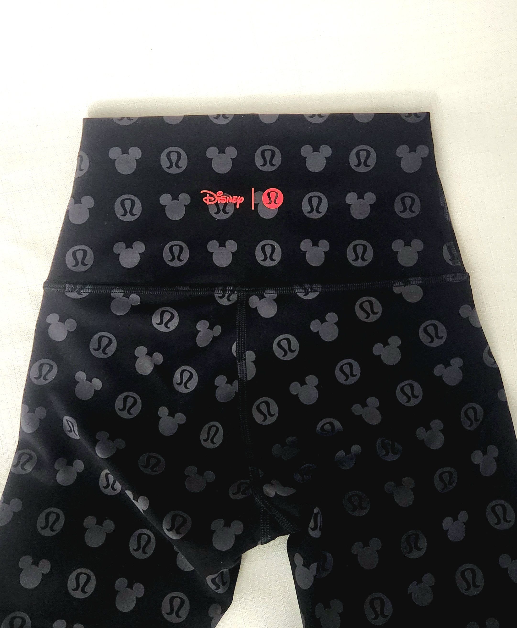 Disney × Lululemon DISNEY X LULULEMON Wunder Train 25" HR Tight SZ 2 Classic Size 26" / US 2 / IT 38 - 1 Thumbnail