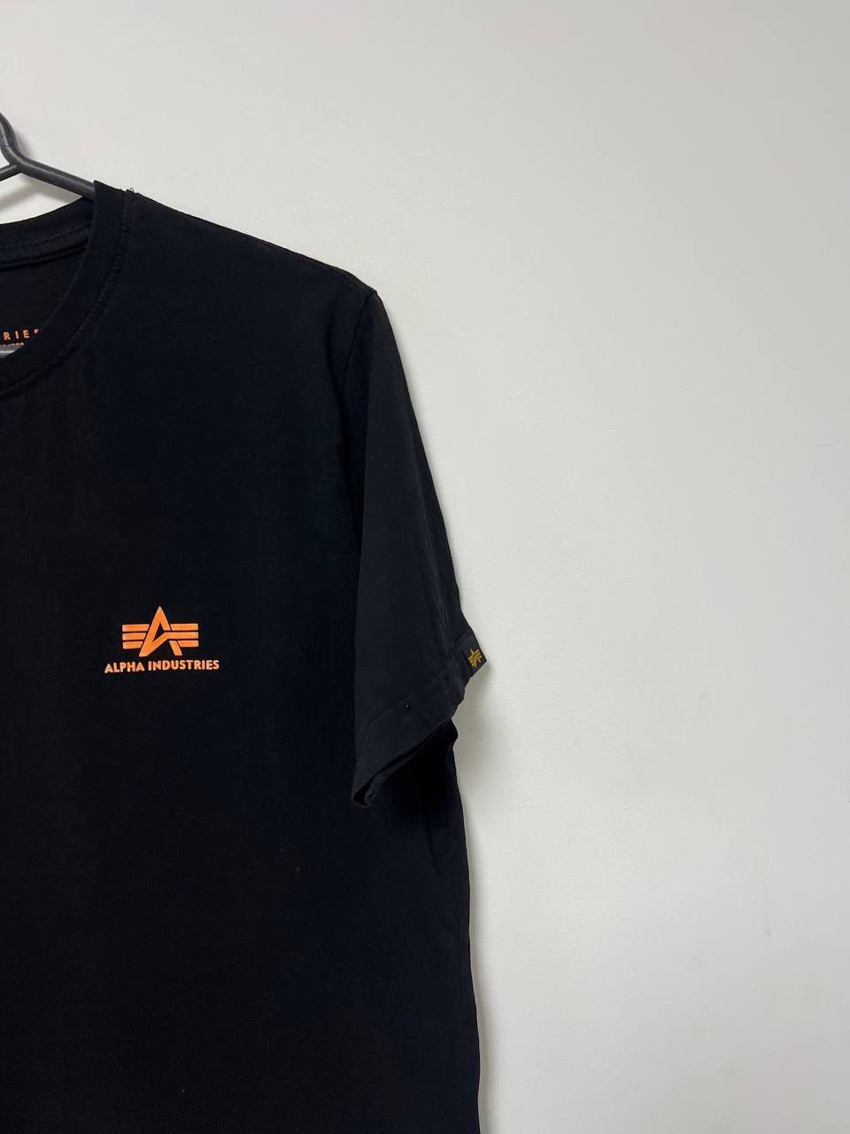 Alpha Industries Alpha Industries Small logo T shirt Short sleeve Black Y2k L Size US L / EU 52-54 / 3 - 8 Thumbnail