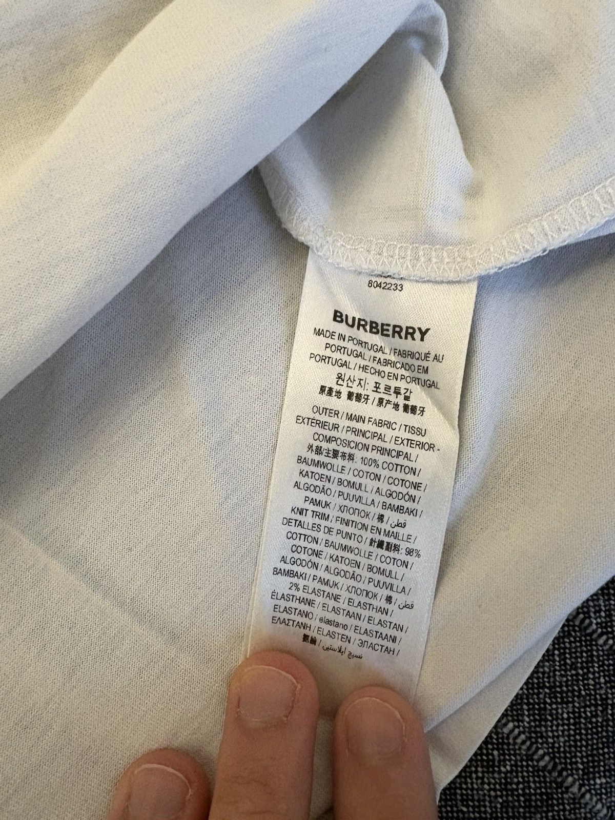 Burberry Burberry Embroidered Logo T-Shirt Size M Excellent Condition Size US M / EU 48-50 / 2 - 6 Thumbnail