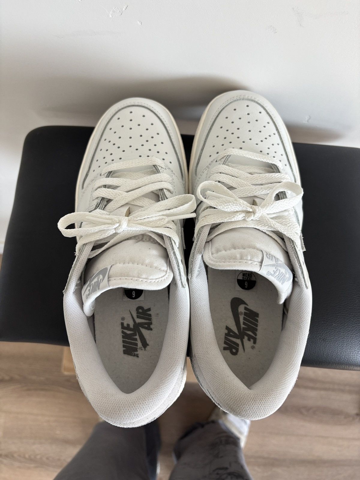 Jordan Brand Nike Air Jordan 1 Low 85 Neutral Grey Size US 9 / EU 42 - 4 Thumbnail