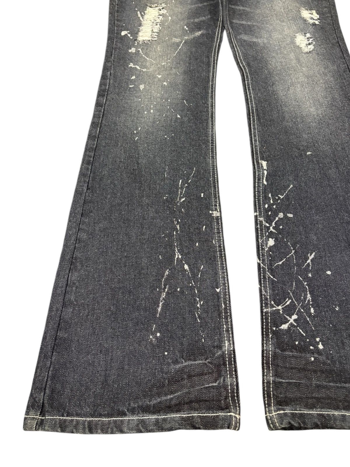 LOWBOX Vintage Lowbox Buckle Back Painted Distressed Flare Jeans Size US 31 - 5 Thumbnail