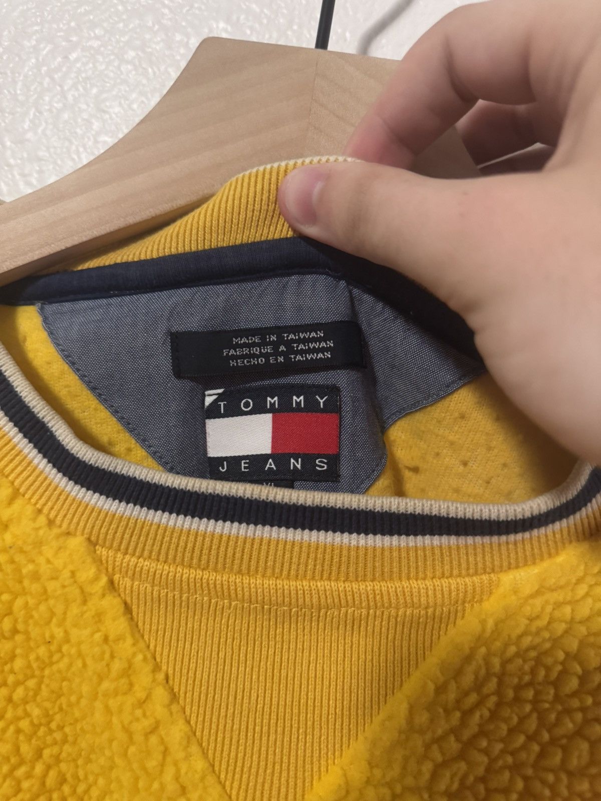 Tommy Hilfiger *RARE* TOMMY HILFIGER VINTAGE FLEECE PULLOVER Size US XL / EU 56 / 4 - 3 Thumbnail