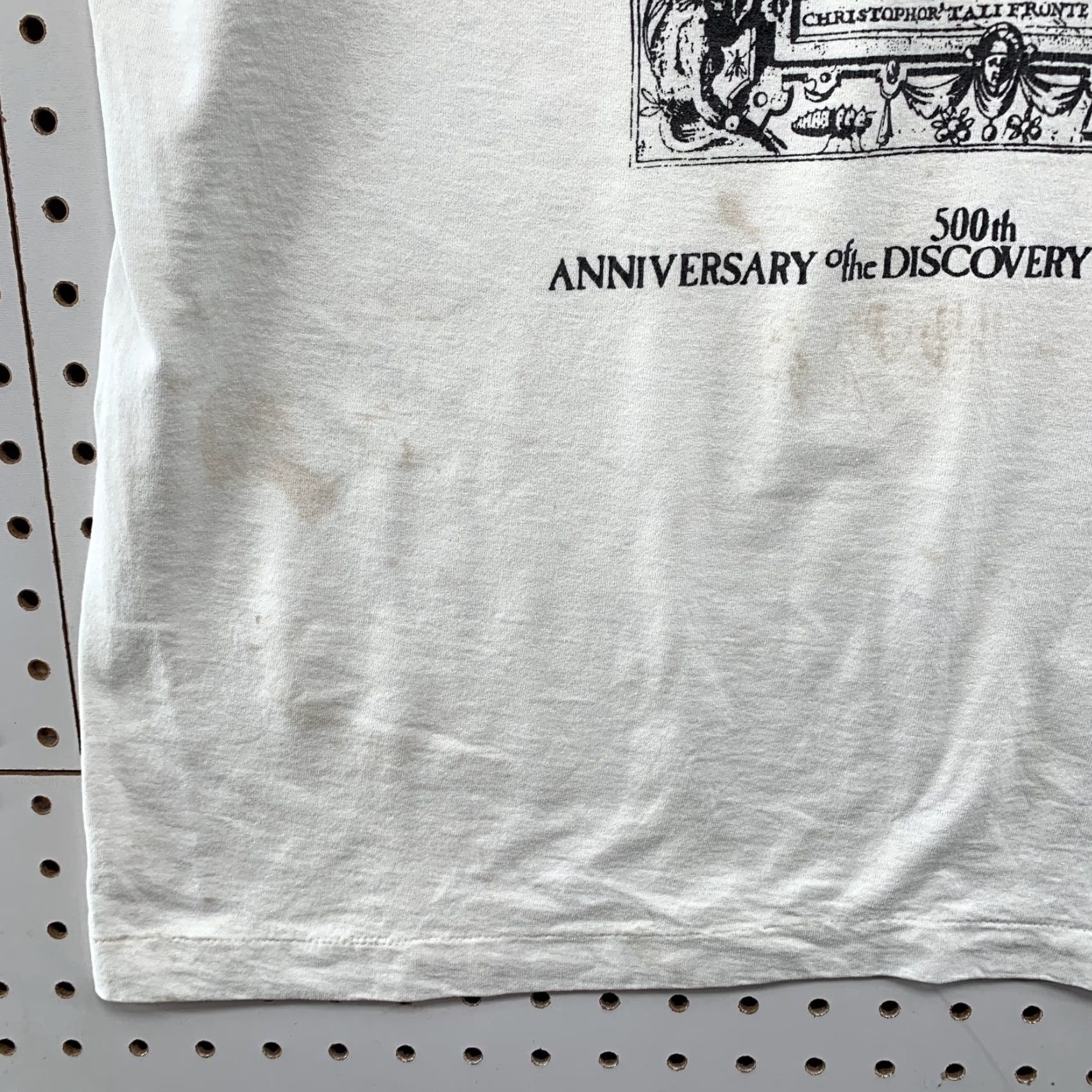 Vintage VINTAGE Christopher Columbus Shirt Mens L White Velero 1992 90s History Graphic Print T-Shirt Size US L / EU 52-54 / 3 - 7 Thumbnail